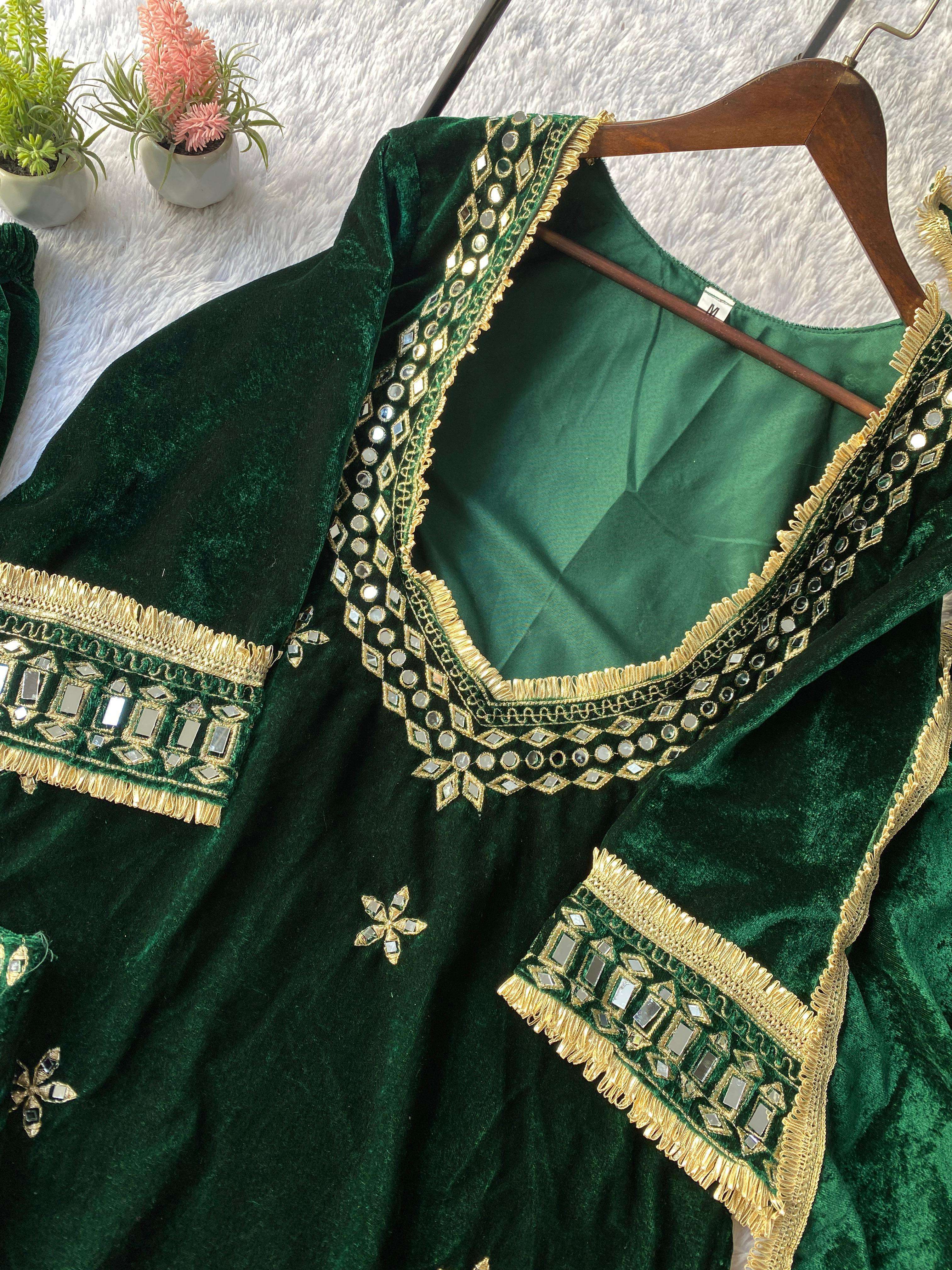 LG 2044 VELVET BEAUTIFUL PARTY WEAR DESIGNER LOOK LADIES SUIT