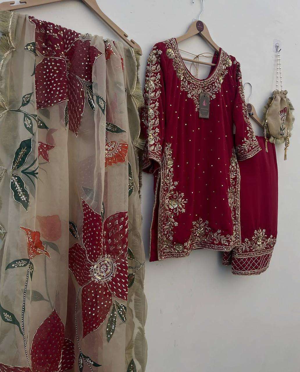 LG 2060 MAROON SILK HEAVY BEAUTIFUL DESIGNER PARTY WEAR LADIES SUIT