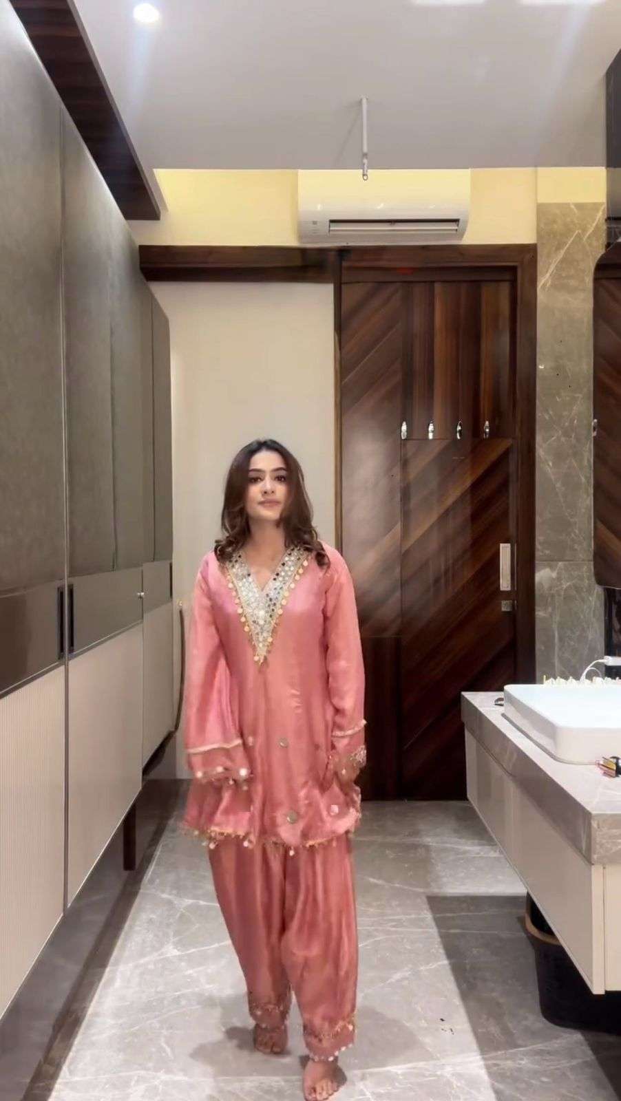 LG 2067 COSMOS FABRIC PREETY LOOK DESIGNER PARTY WEAR LADIES SUIT