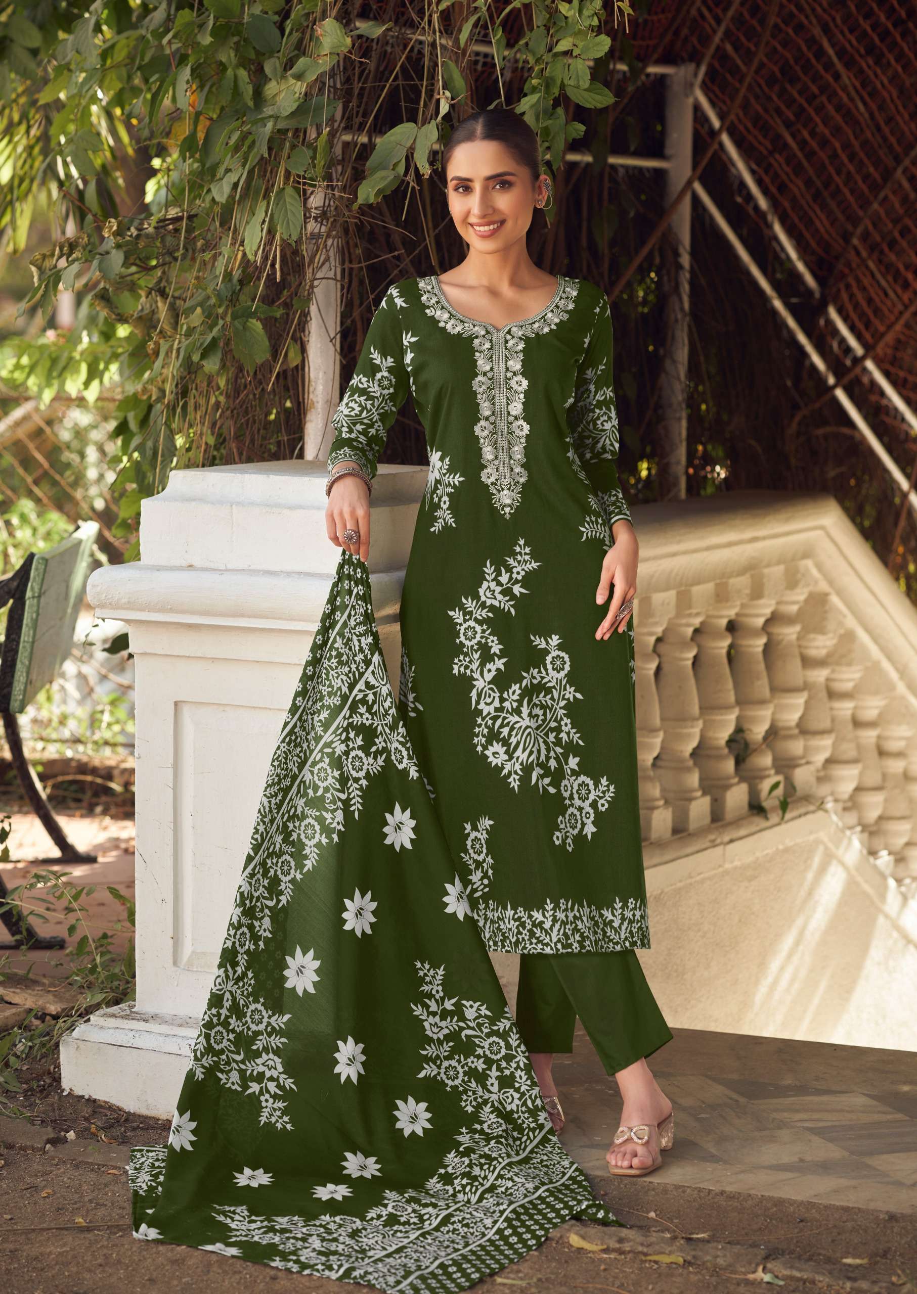 NISANKA LIFESTYLES AVATARA VOL 2  LAWN COTTON DIGITAL PRINT WITH FANCY WORK SUIT