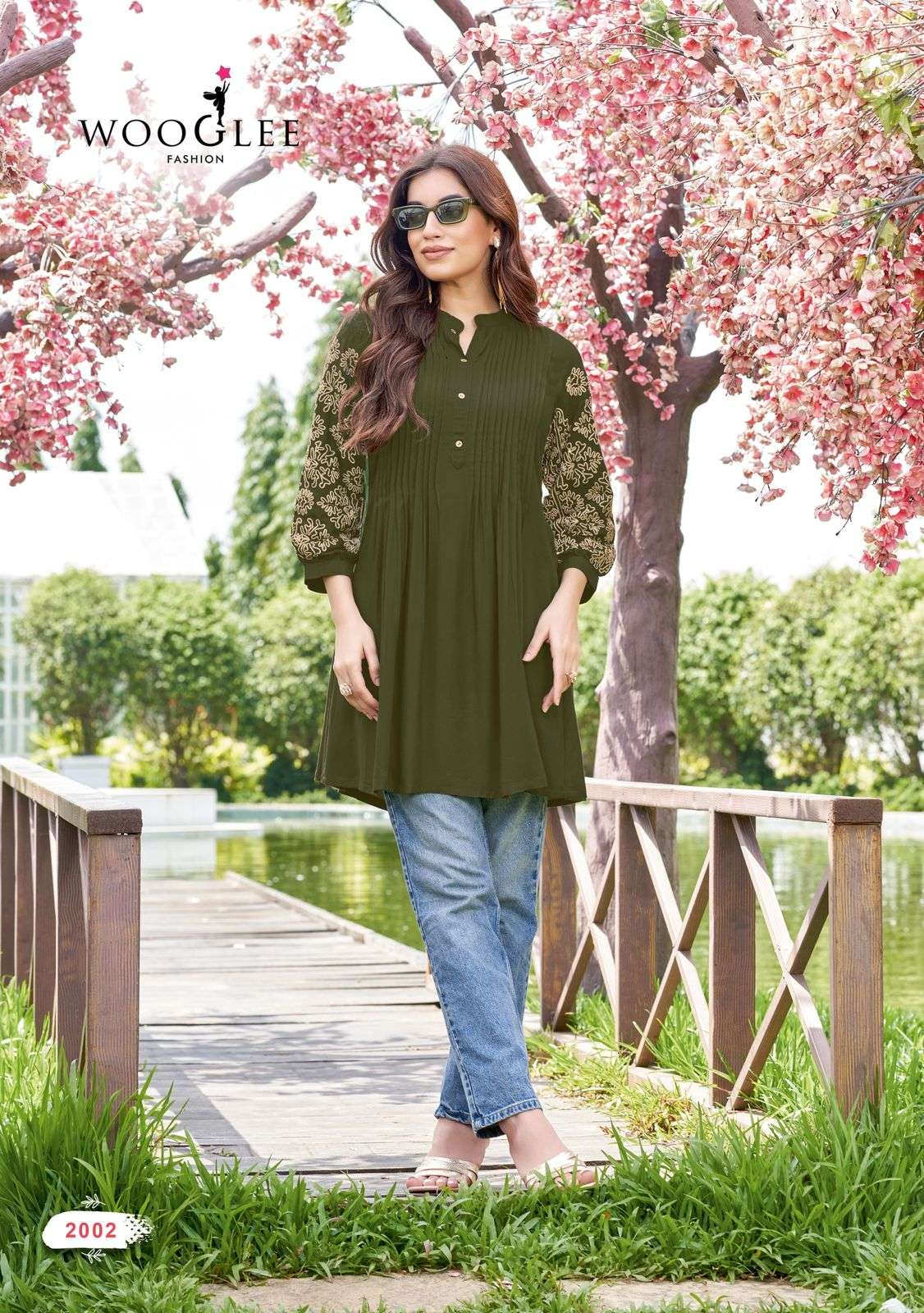 WOOGLEE TRENDY TOUCH RAYON FANCY WESTERN WEAR LADIES TOP