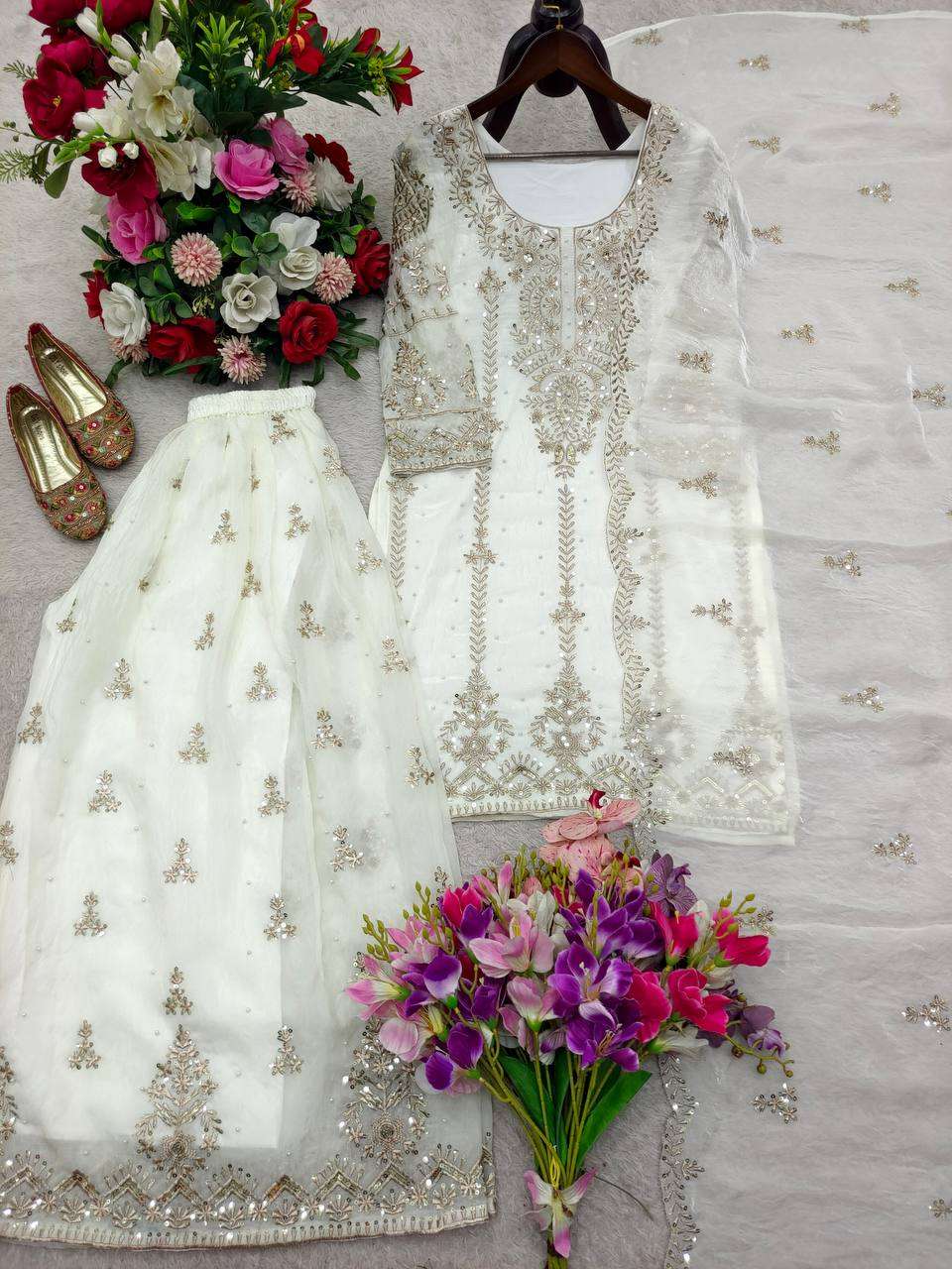 WW 6008 SILK HEAVY BEAUTIFUL DESIGNER LOOK PARTY WEAR LADIES SHARARA SUIT