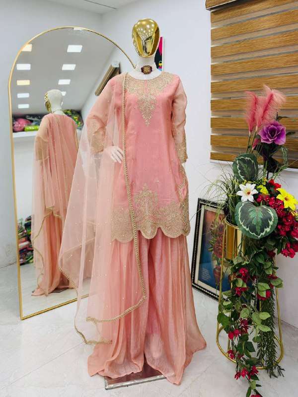 ZC 8009 SILK BEAUTIFUL DESIGNER LOOK PARTY WEAR LADIES SUIT