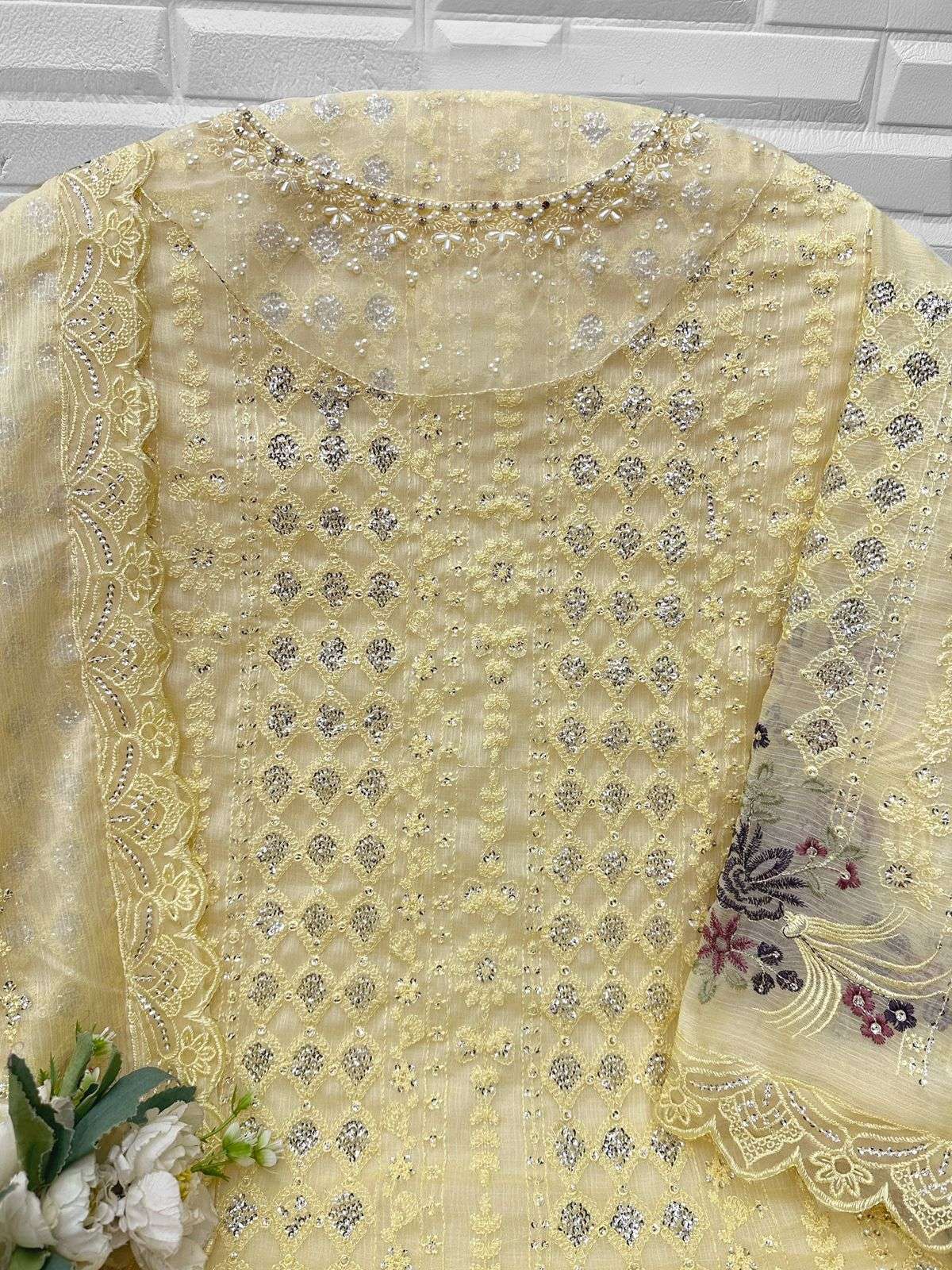 FLORENT HITS DESIGN NO 1069 CHIFFON HEAVY EMBROIDERED DESIGNER PAKISTANI SUIT