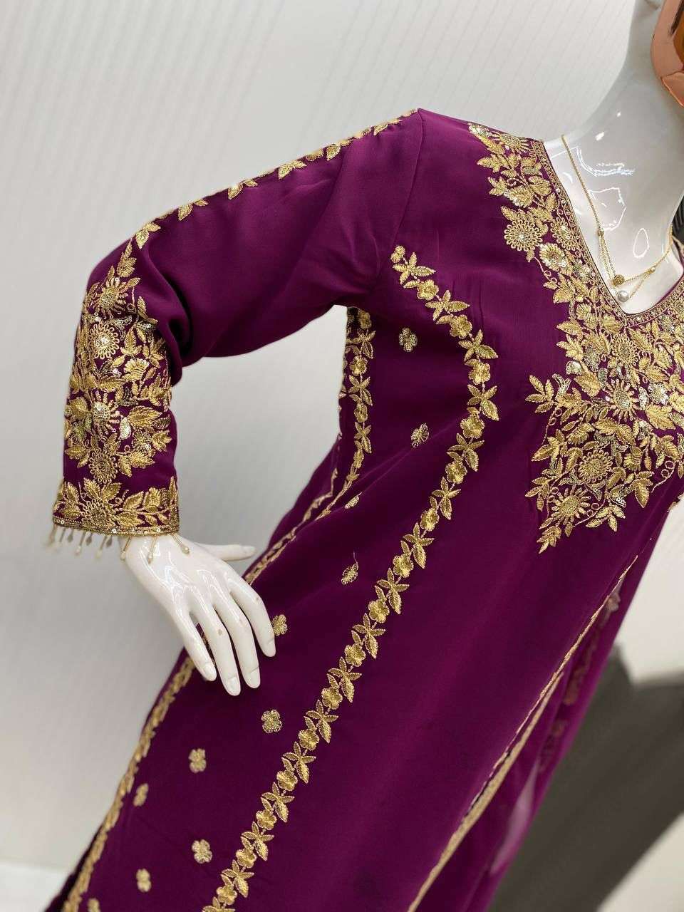 LG 1933 GEORGETTE DESIGNER FESTIVE WEAR KURTA PENT AND DUPATTA SET