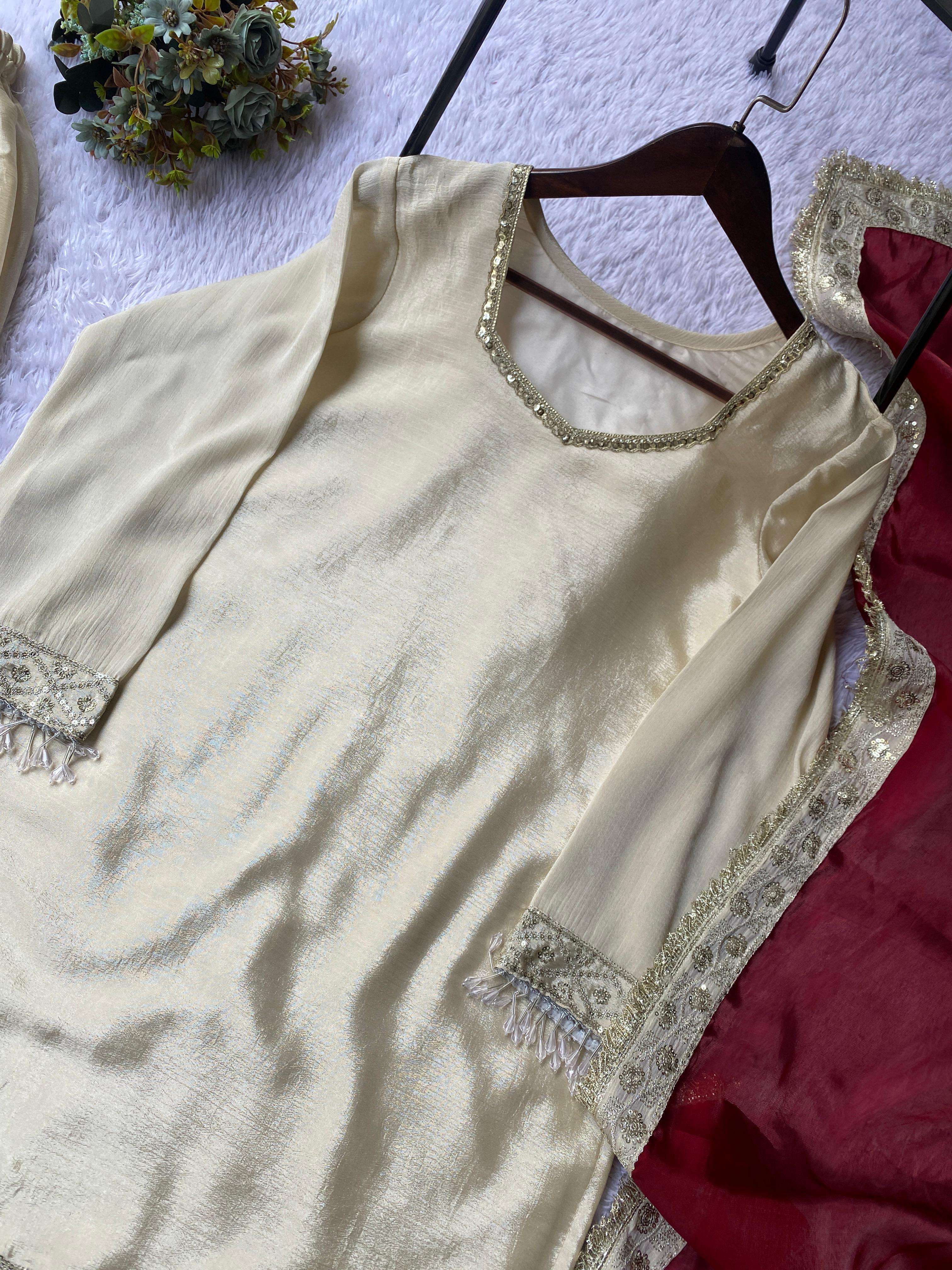 LG 2052 PREETY LOOK DESIGNER WEDDING WEAR TOP SHARARA AND DUPATTA