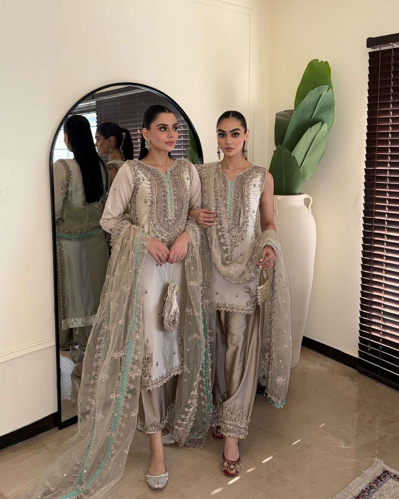 LG 2068 SILK HEAVY BEAUTIFUL EMBROIDERED DESIGNER FESTIVE WEAR SUIT