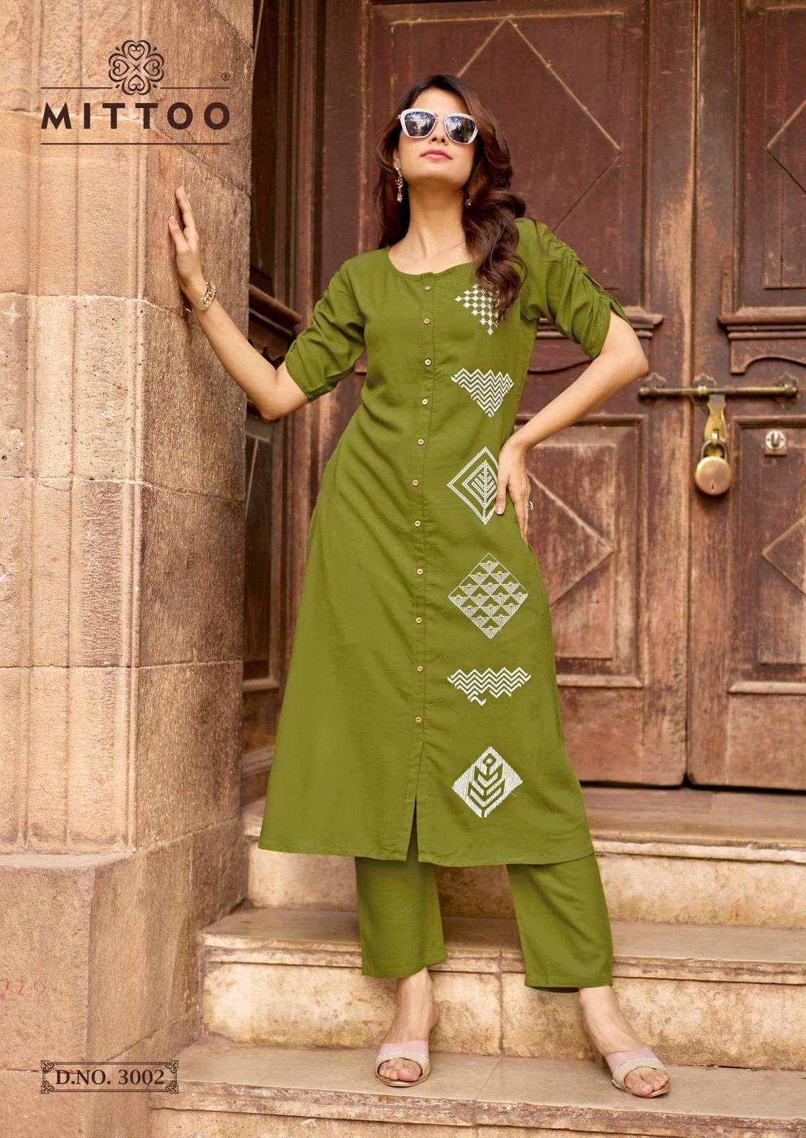 MITTOO BAAWRI RAYON FANCY WORKS LADIES KURTI WITH BOTTOM PAIR 