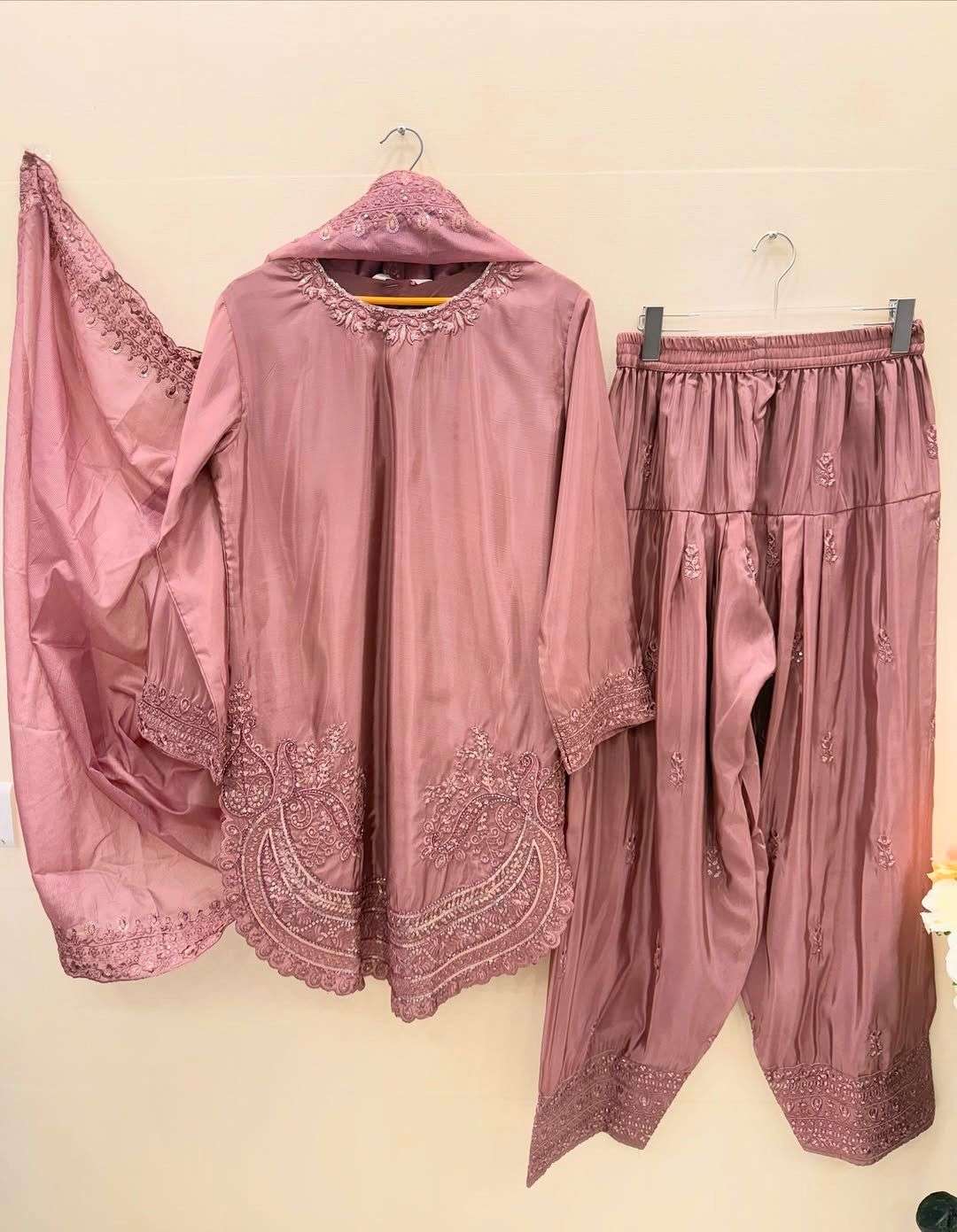 PD 1143 CREPE SILK FANCY PARTY WEAR LOOK TOP FARSHI PLAZZO AND DUPATTA 