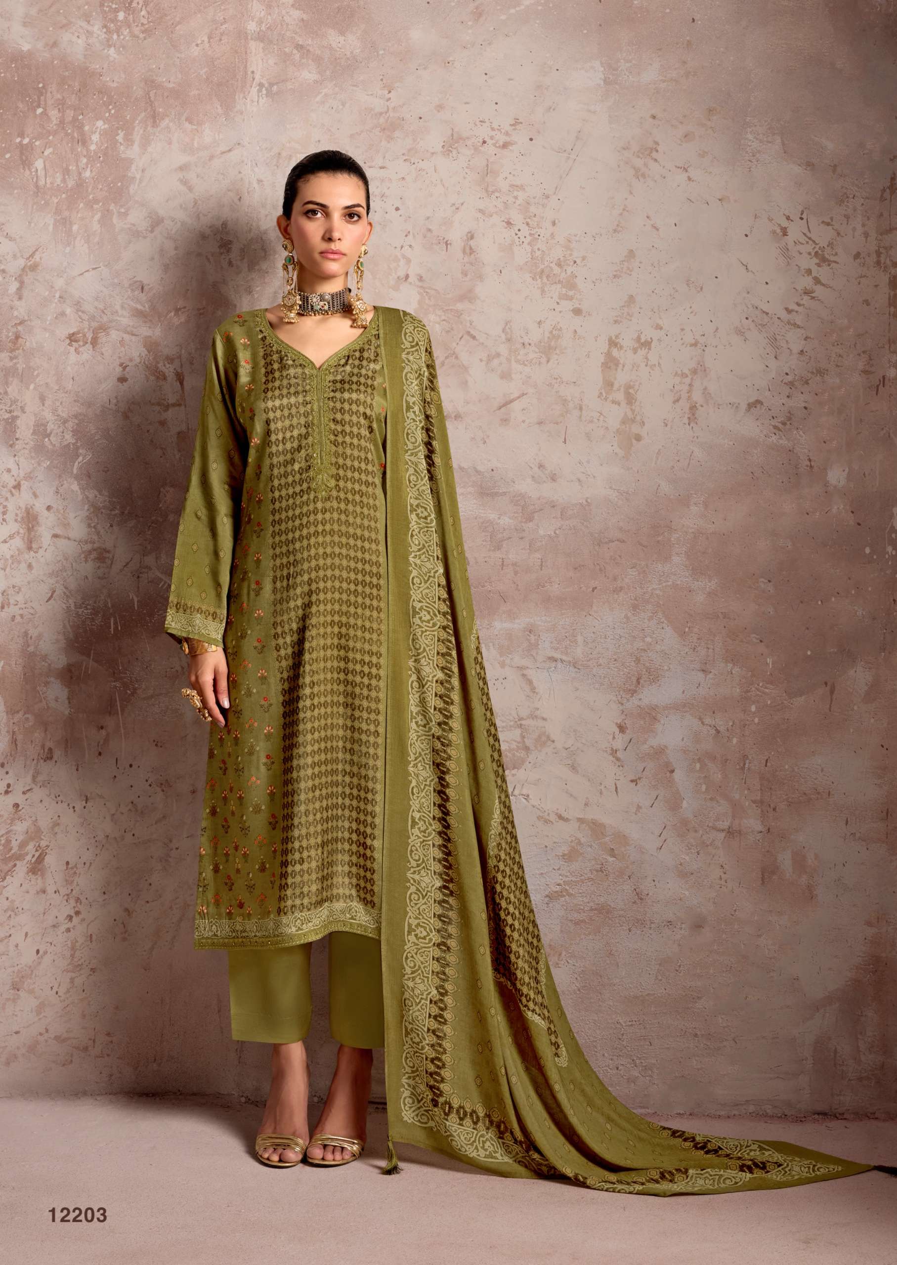 SADHANA FASHION SADIE MUSLIN SILK DIGITAL PRINT WITH FANCY WORK SUIT