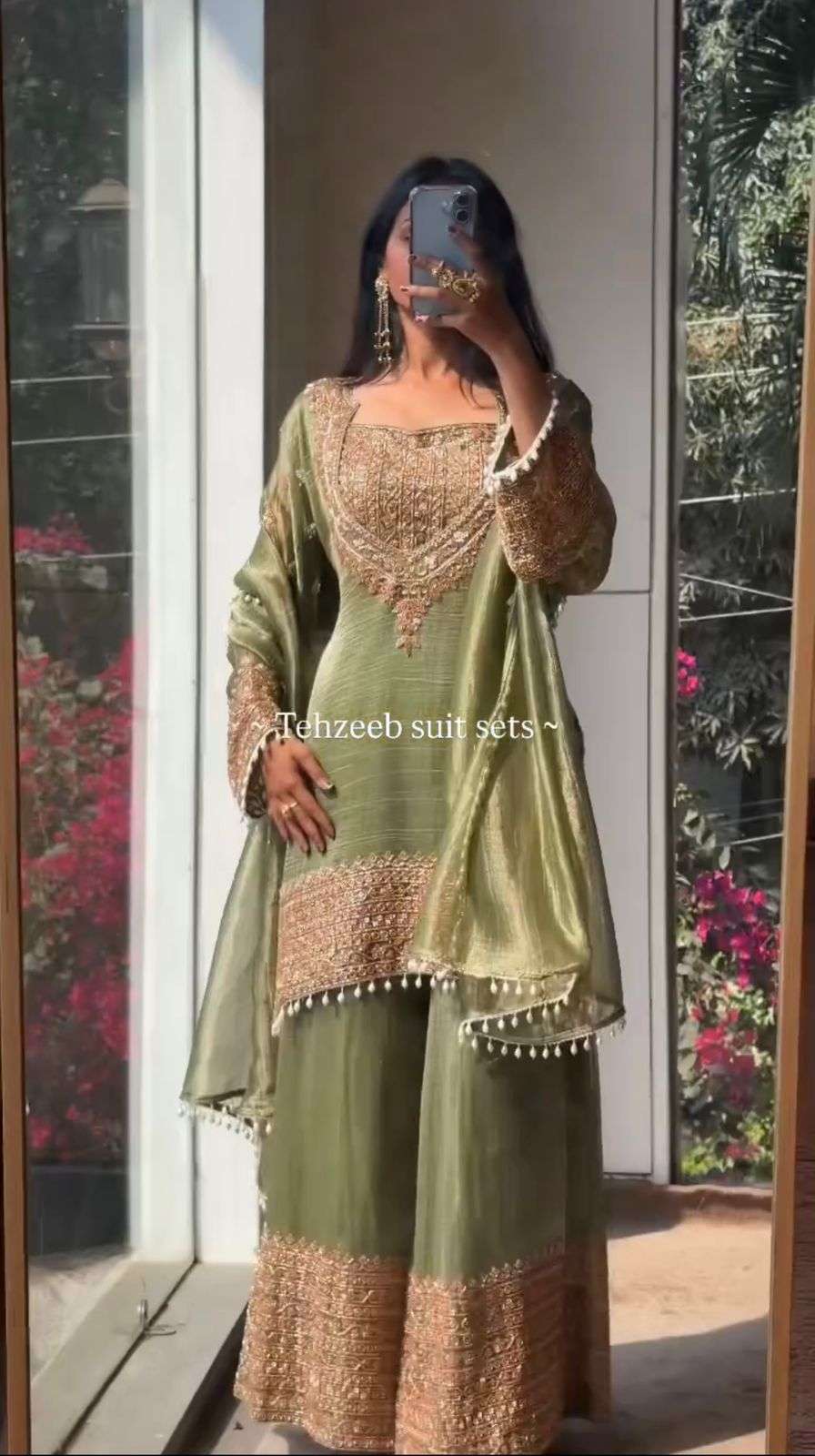 SR 1705 SILK BEAUTIFUL DESIGNER LOOK PARTY WEAR LADIES SHARARA SUIT