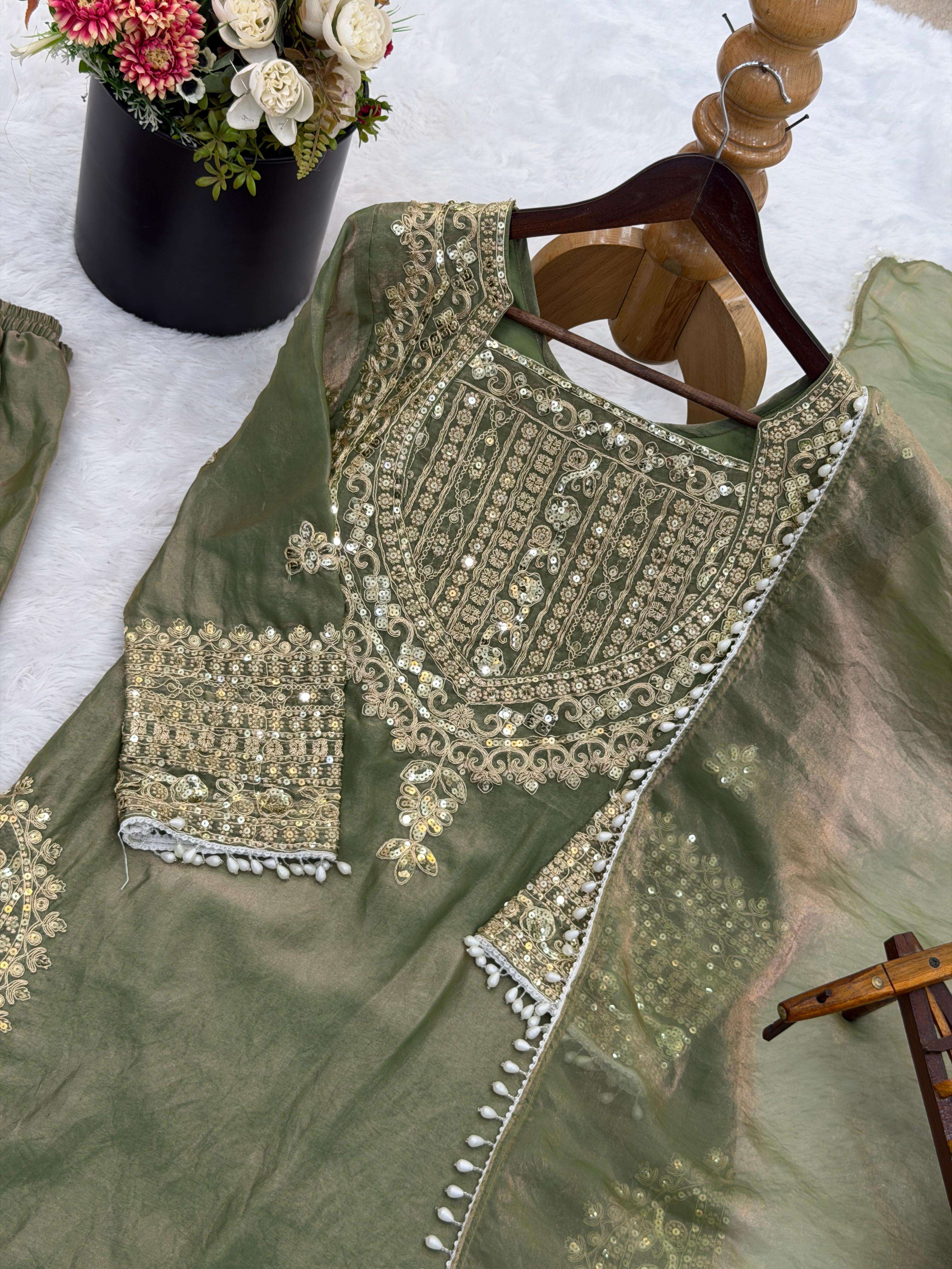 SR 1705 SILK BEAUTIFUL DESIGNER LOOK PARTY WEAR LADIES SHARARA SUIT