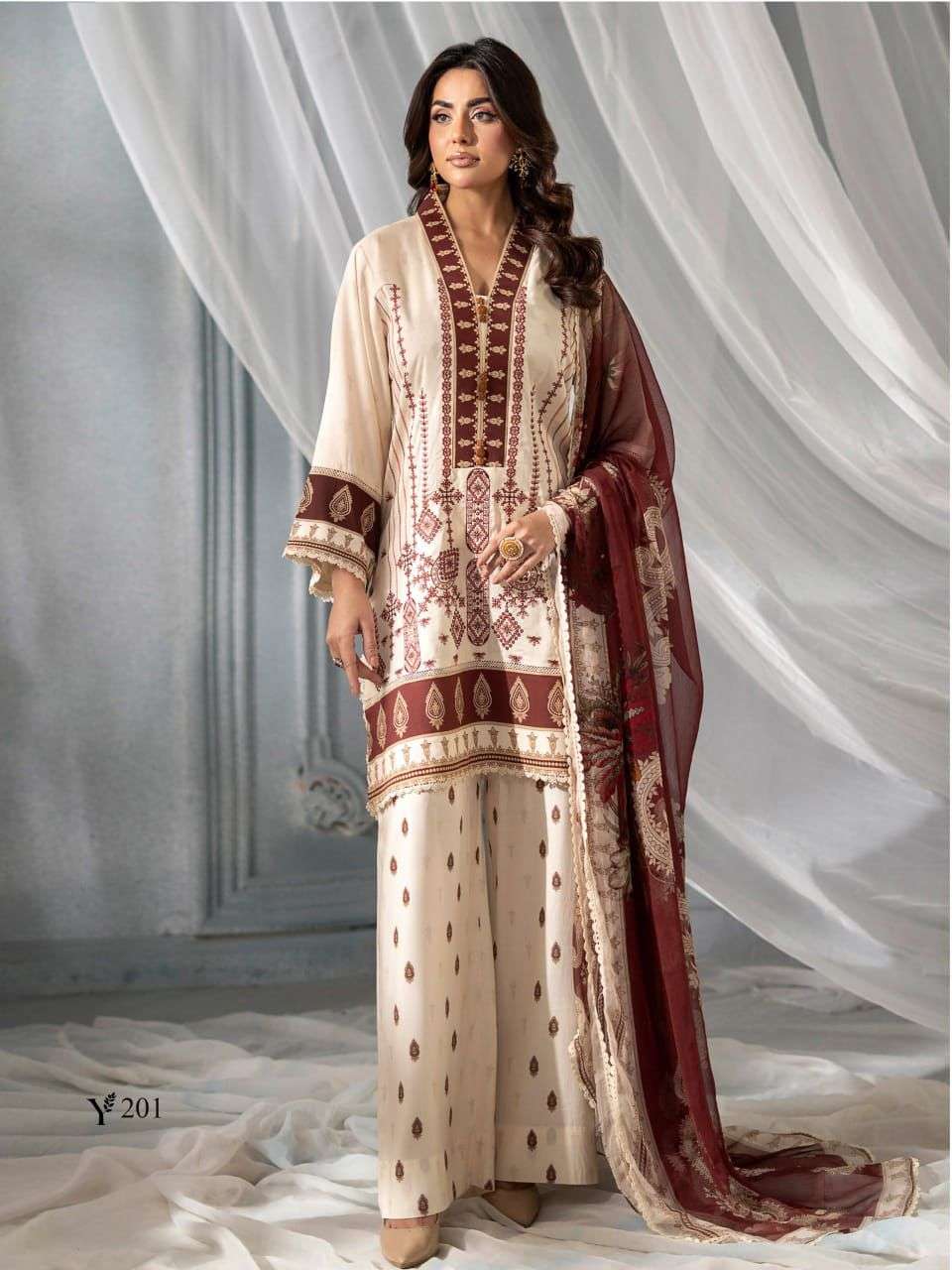 AABYAAN DESIGNER SUIT SANA SAFINA SPECIAL EDITION VOL 2 COTTON DIGITAL PRINT SALWAR SUIT