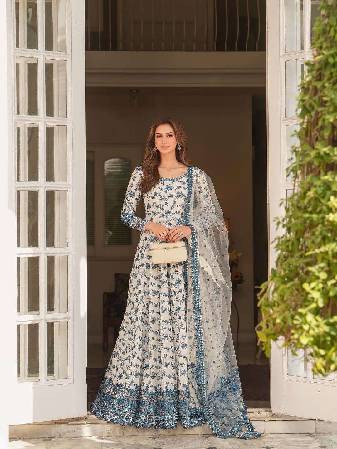 AD 227 GEORGETTE DESIGNER DESIGNER WORK EID WEAR LONG GOWN STYLE PAKISTANI SUIT