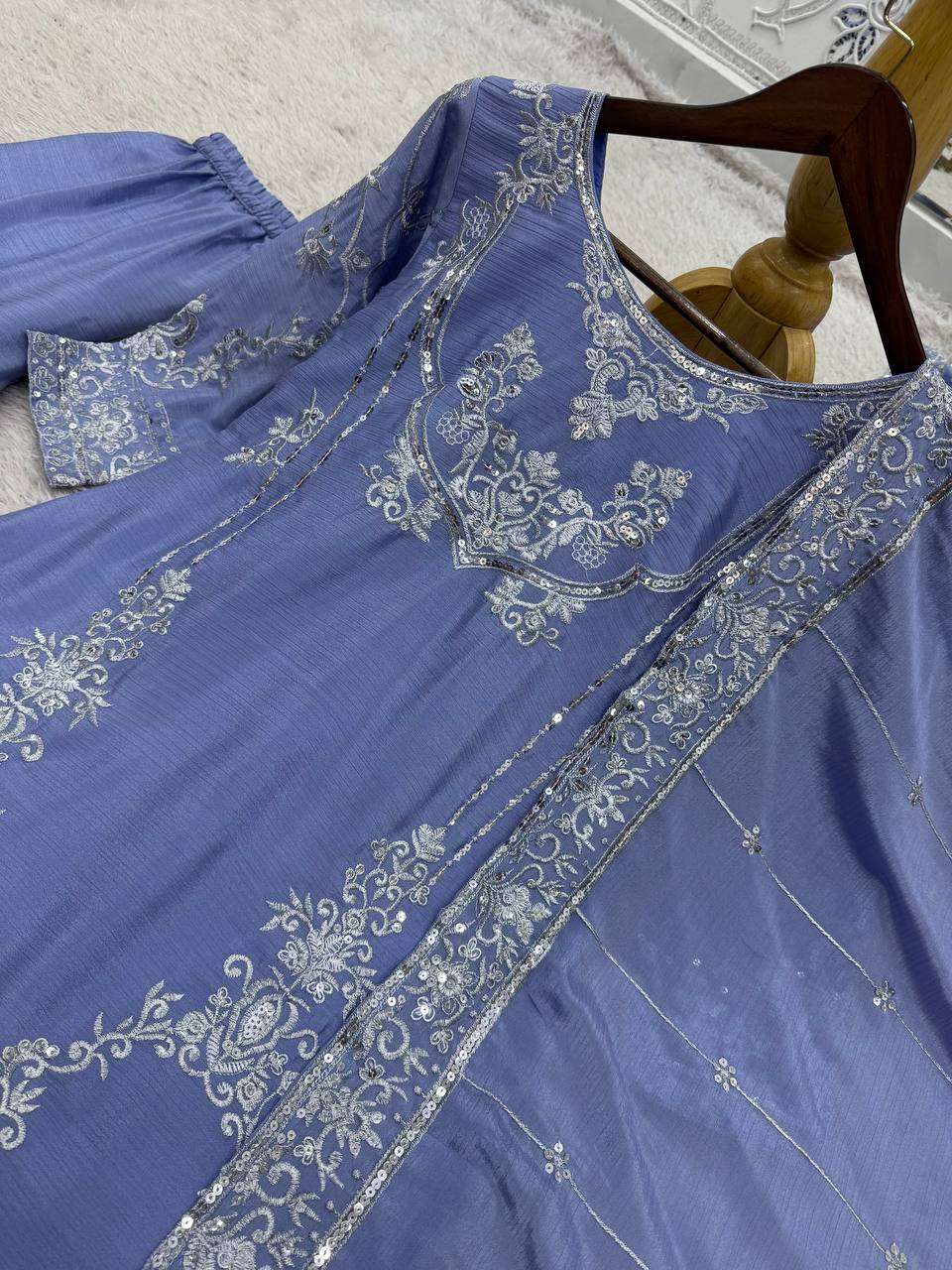 JD 641 FANCY KURTI WITH SHARARA AND BEAUTIFUL DUPATTA SET 