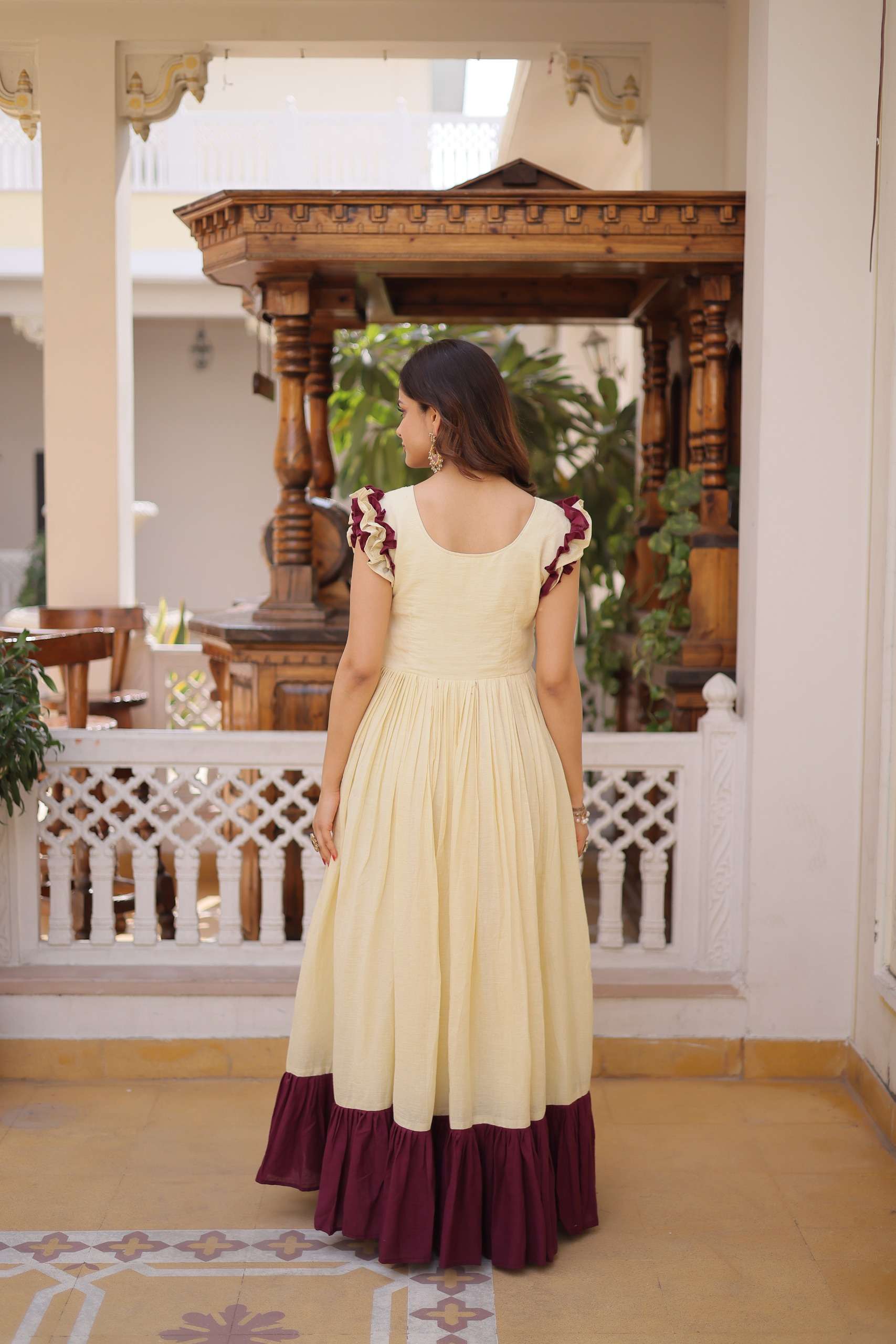 KA 1234 COTTON PREETY LOOKS DESIGNER LADIES GOWN 