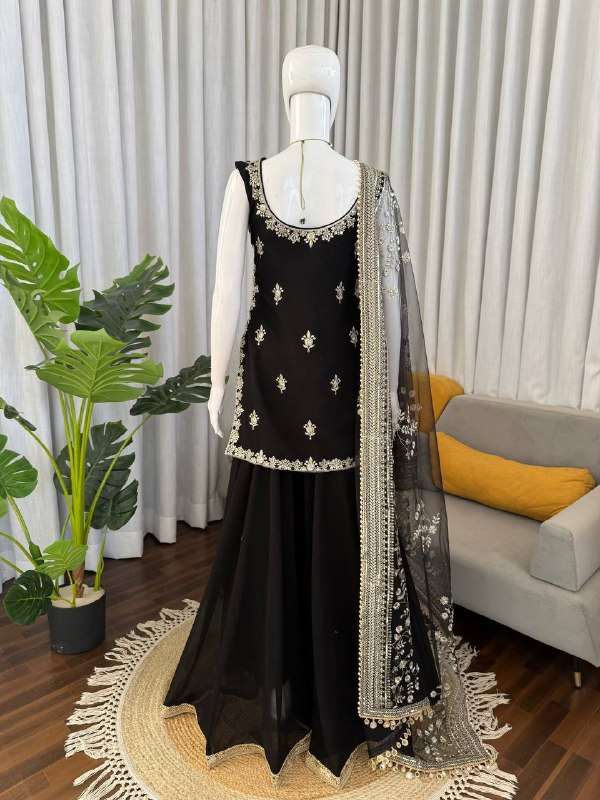 KD 1594 GEORGETTE BEAUTIFUL DESIGNER LOOK PARTY WEAR LADIES SUIT 