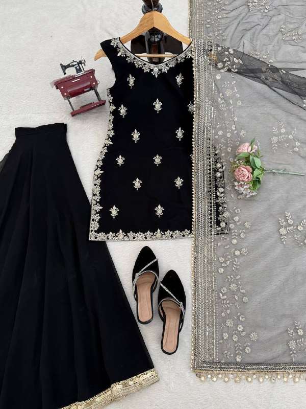 KD 1594 GEORGETTE BEAUTIFUL DESIGNER LOOK PARTY WEAR LADIES SUIT 