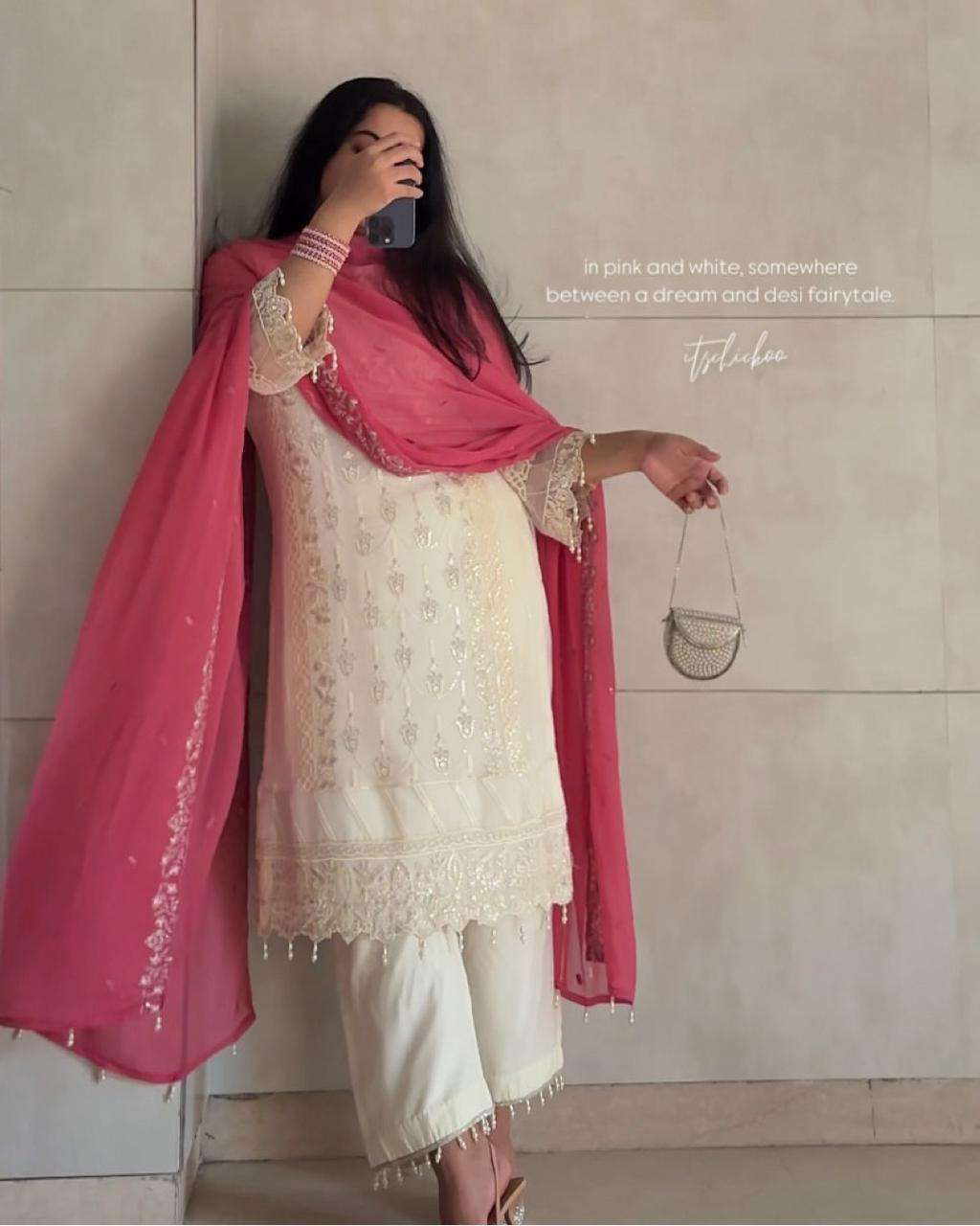 LADY LOOK 006 GEORGETTE BEAUTIFUL DESIGNER LADIES SUIT