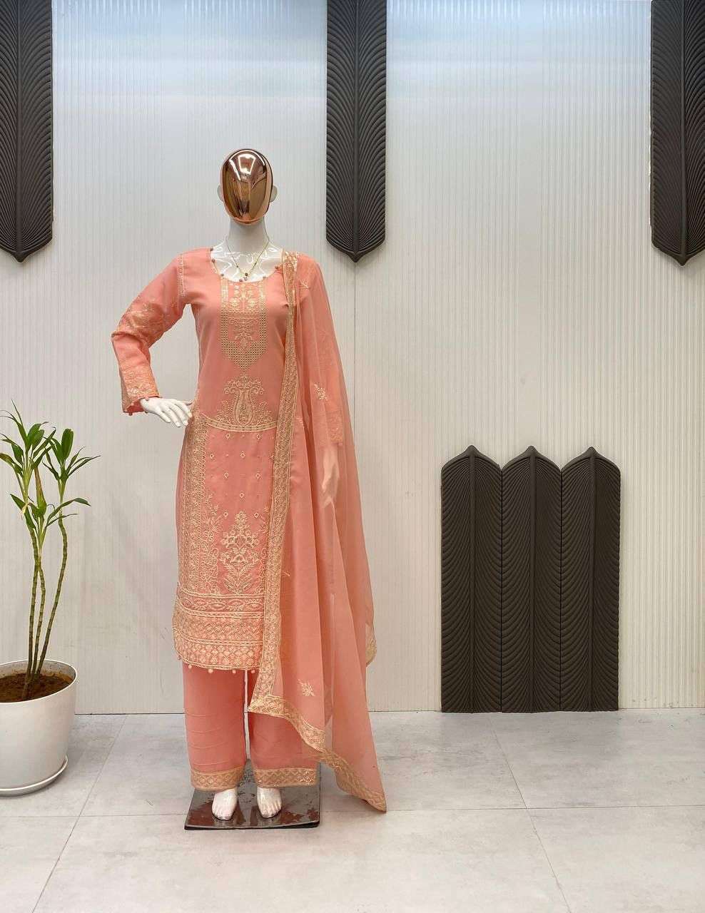 LG 2003 GEORGETTE BEAUTIFUL DESIGNER LOOK PARTY WEAR LADIES SUIT