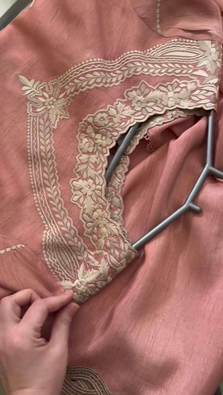 LG 2069 SILK EMBROIDERY DESIGNER WORK FESTIVE WEAR LADIES SUIT