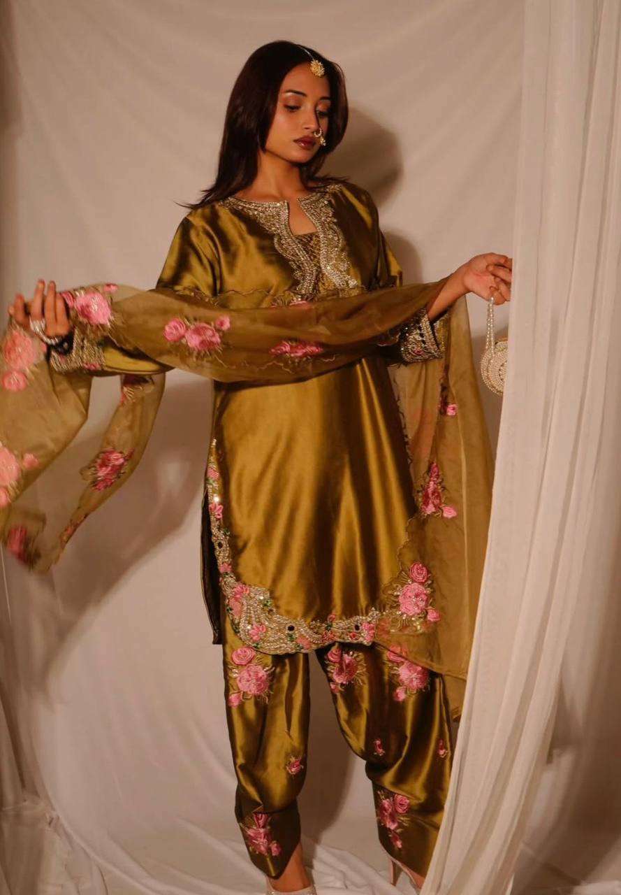 MD 3081 SATIN WITH EMBROIDERY DESIGNER WORK PARTY WEAR LADIES SUIT