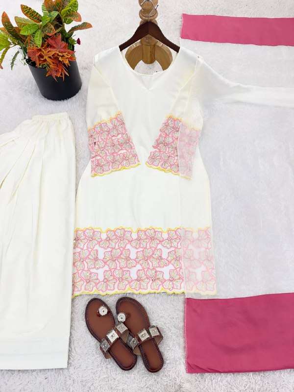 NSR 889 CREPE PAKISTANI STYLE DESIGNER LOOK LADIES SUIT