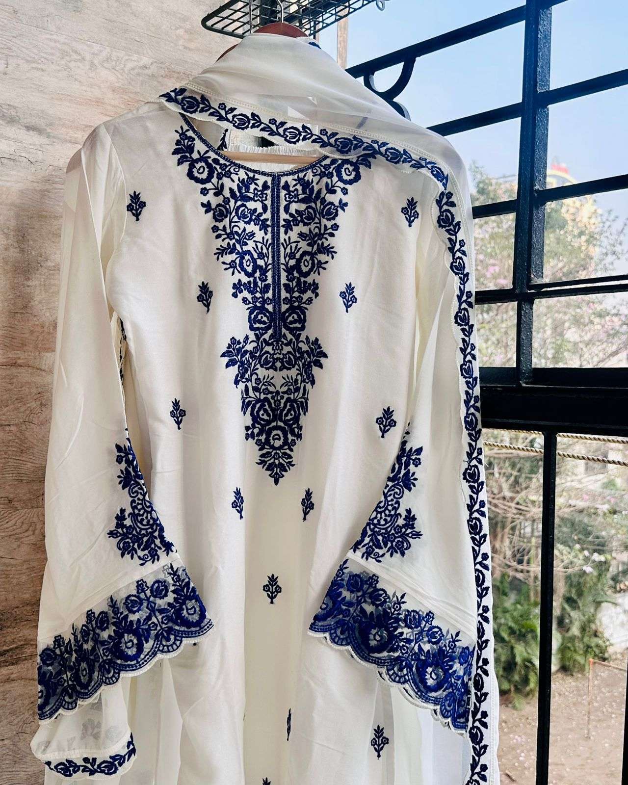 PD 1144 RAYON COTTON FANCY PREETY LOOK DESIGNER LADIES PARTY WEAR LADIES SUIT