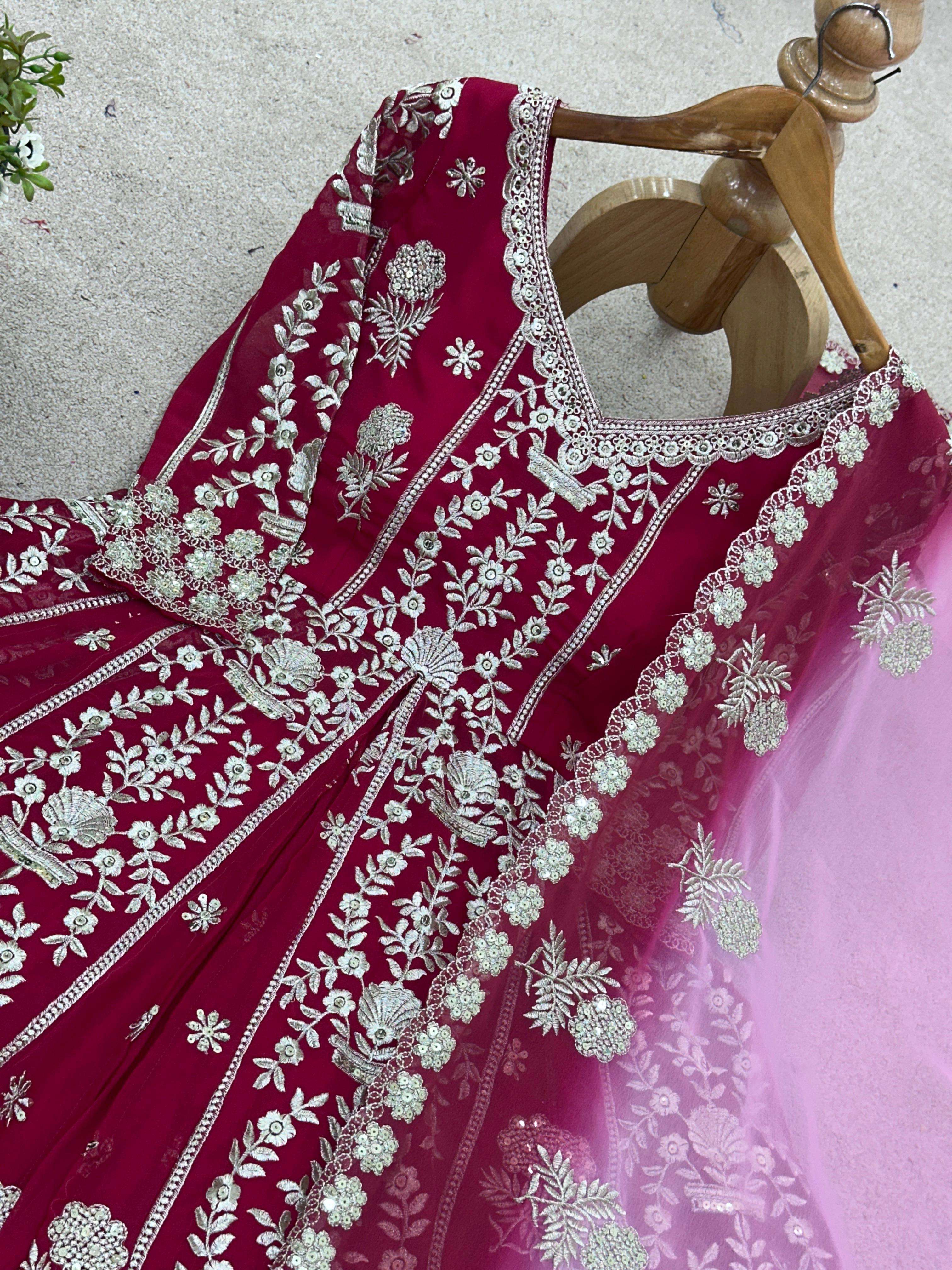 SR 1690 GEORGETTE HEAVY DESIGNER WEDDING WEAR GOWN LEHENGA WITH DUPATTA SET 