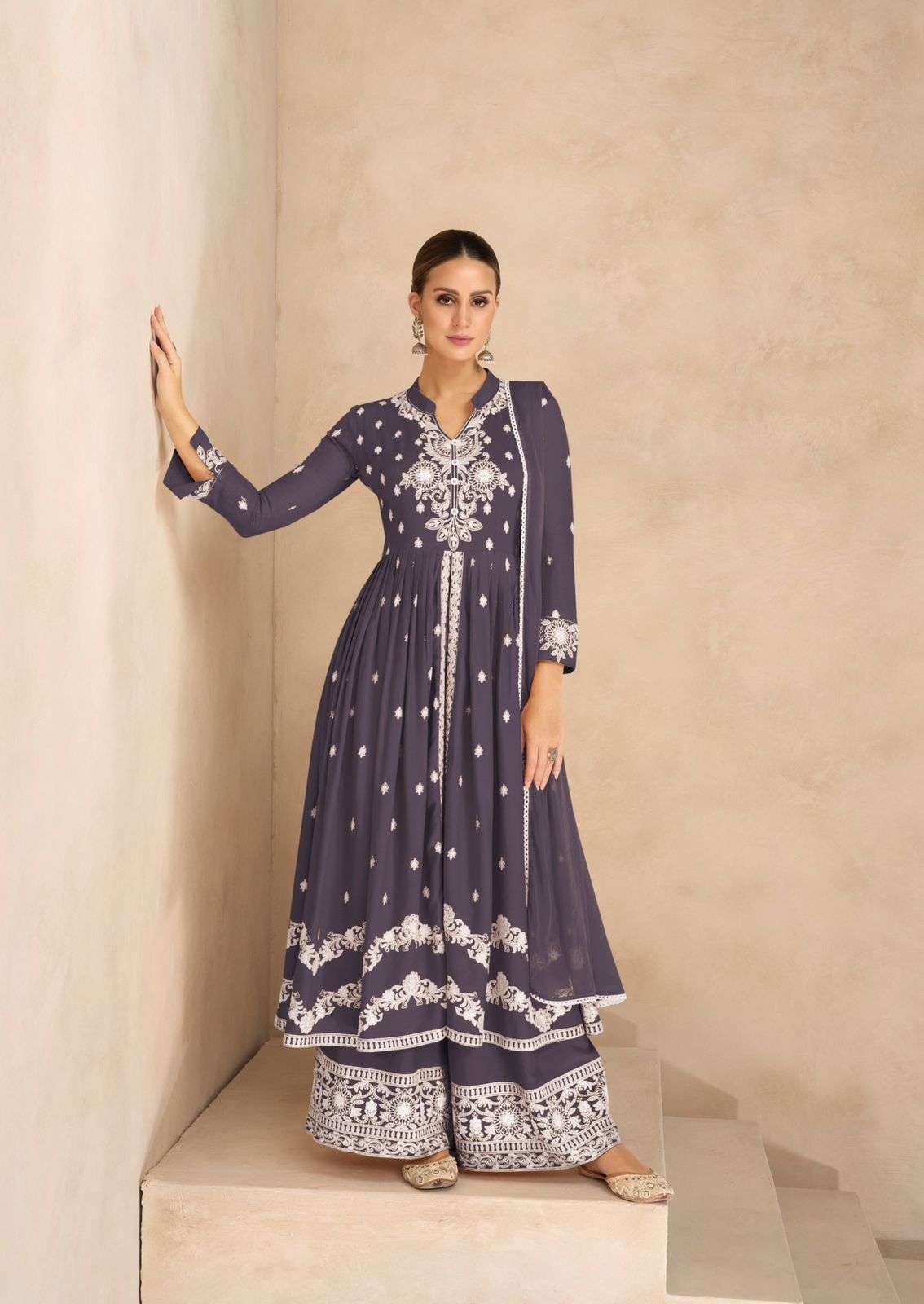 VAMIKA LAKHNAVI VOL 6 GOLD LIST RAYON FANCY LUCKNOWI WORKS LADIES PARTY WEAR LADIES SUIT