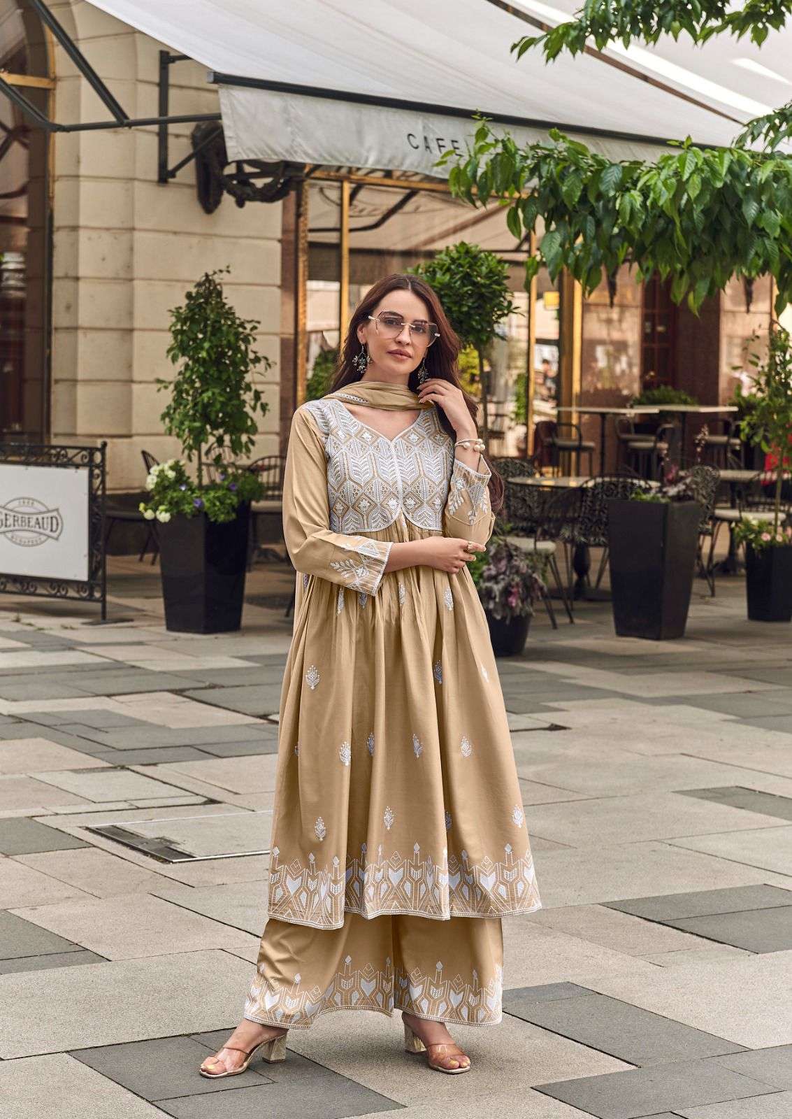 VAMIKA LAKHNAVI VOL 8 PLATINUM RAYON FANCY LUCKNOWI WORKS LADIES 3PCS SET COLLECTION 