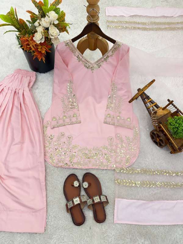 ZSR 3125 CREPE SILK BEAUTIFUL DESIGNER LOOK LADIES SUIT