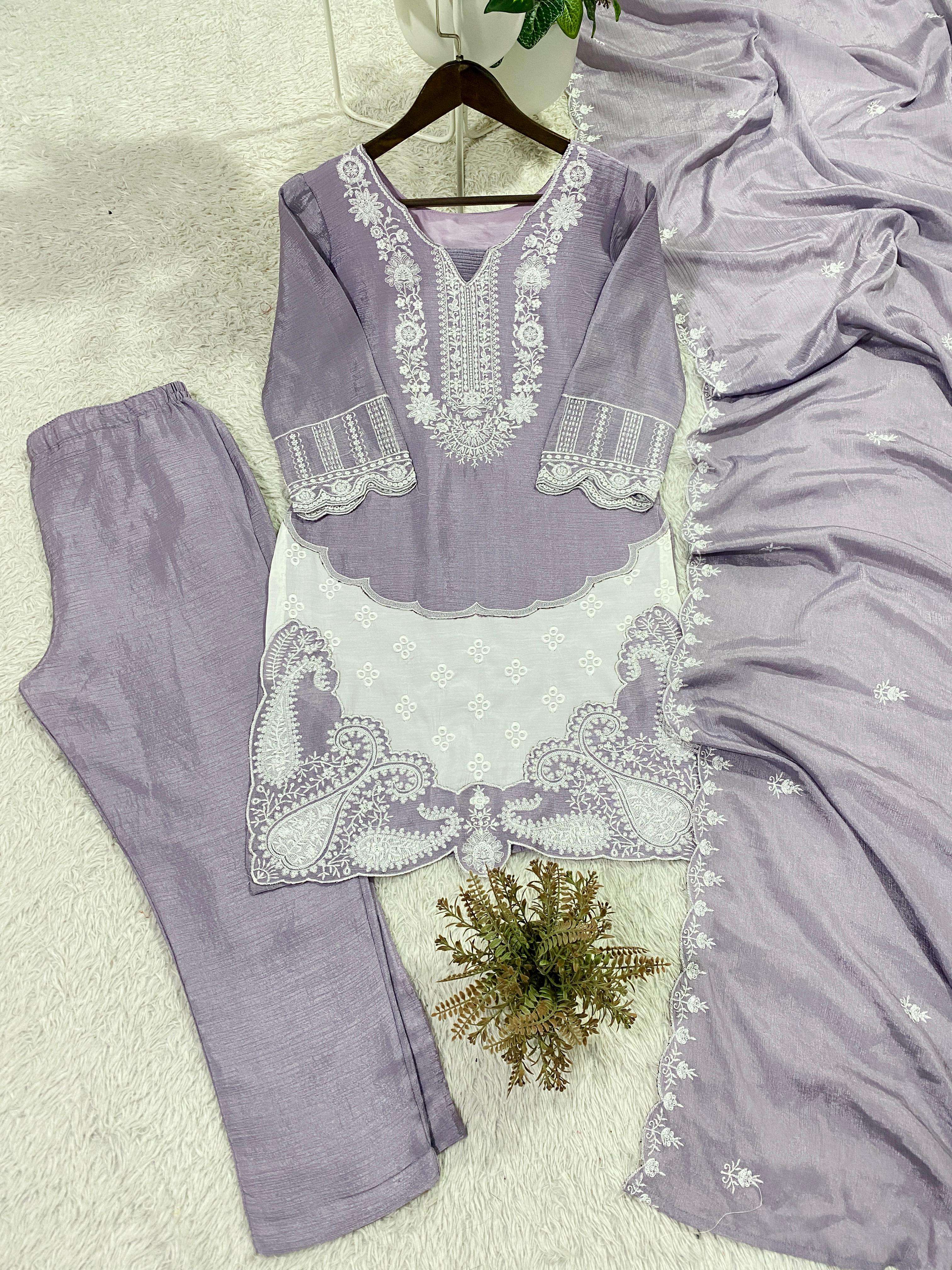 BE 459 CHINON SEQUENCE DESIGNER WORK PARTY WEAR SUIT