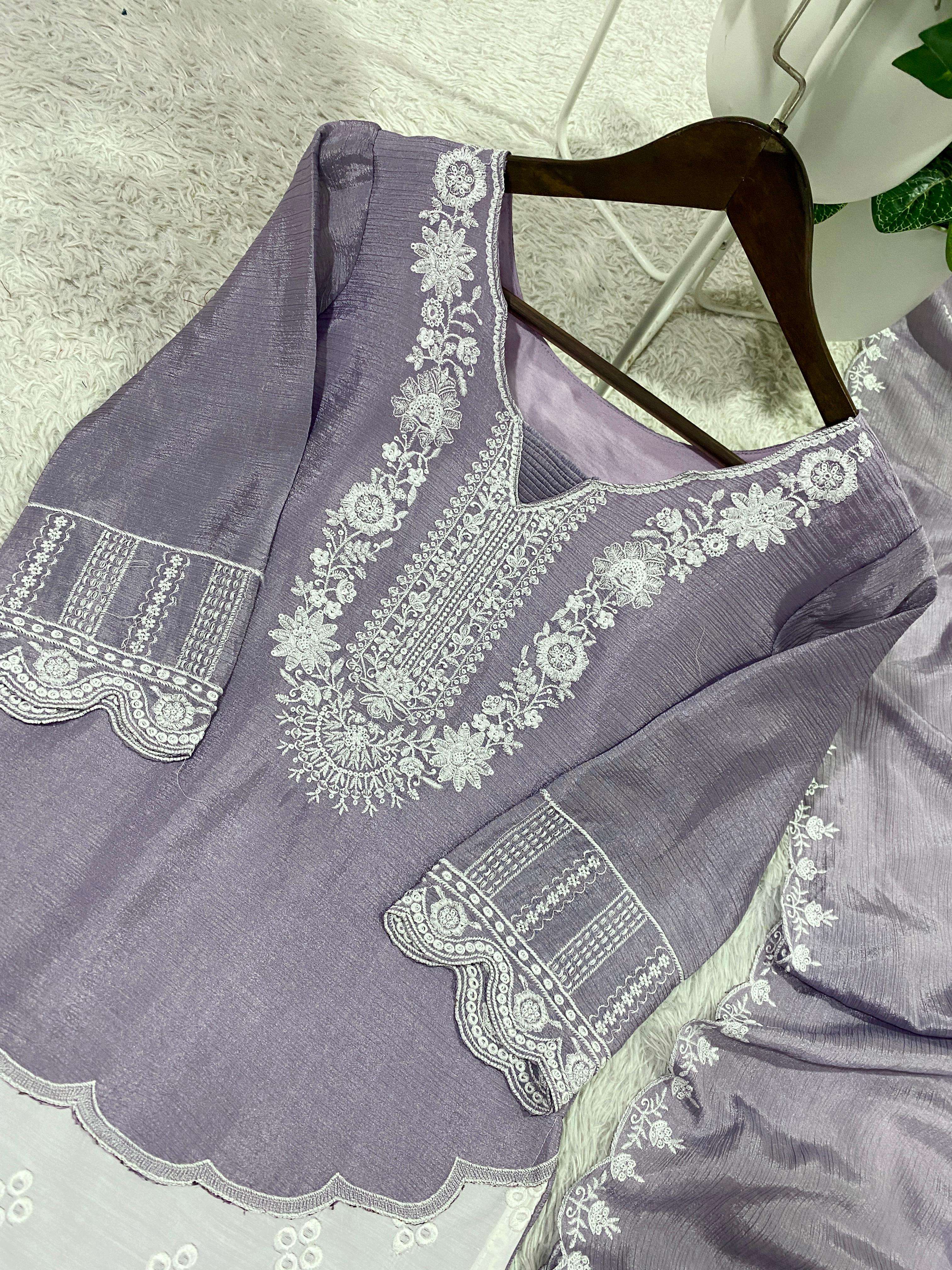 BE 459 CHINON SEQUENCE DESIGNER WORK PARTY WEAR SUIT