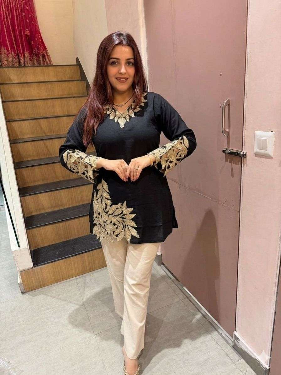 BE 461 COTTON FANCY EMBROIDERY WORK LADIES TOP WITH PANT PAIR 