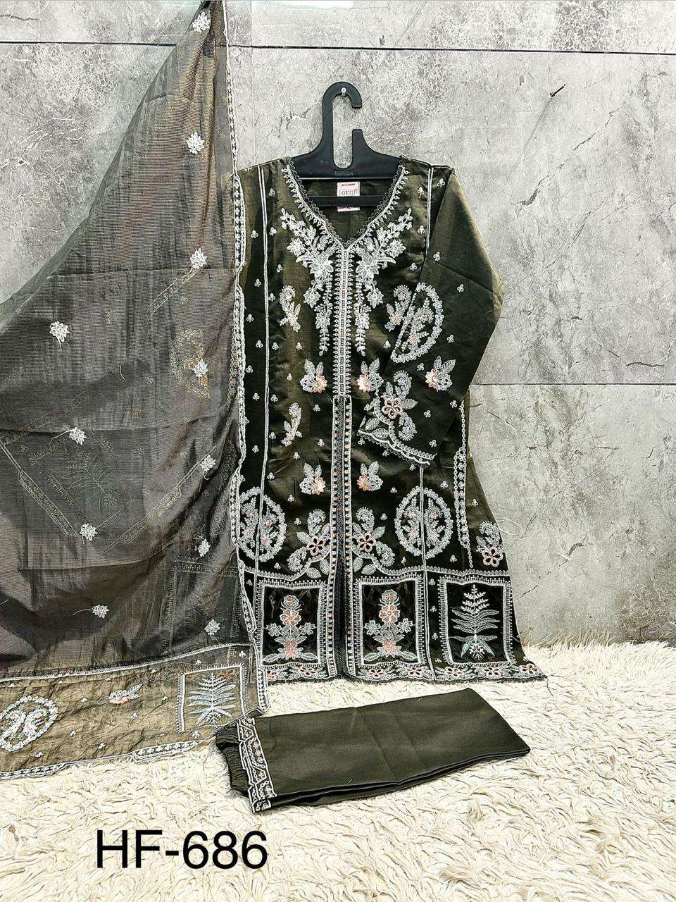 HOOR TEX HF 686 VISCOSE HEAVY BEAUTIFUL EMBROIDERY DESIGNER PAKISTANI SUIT