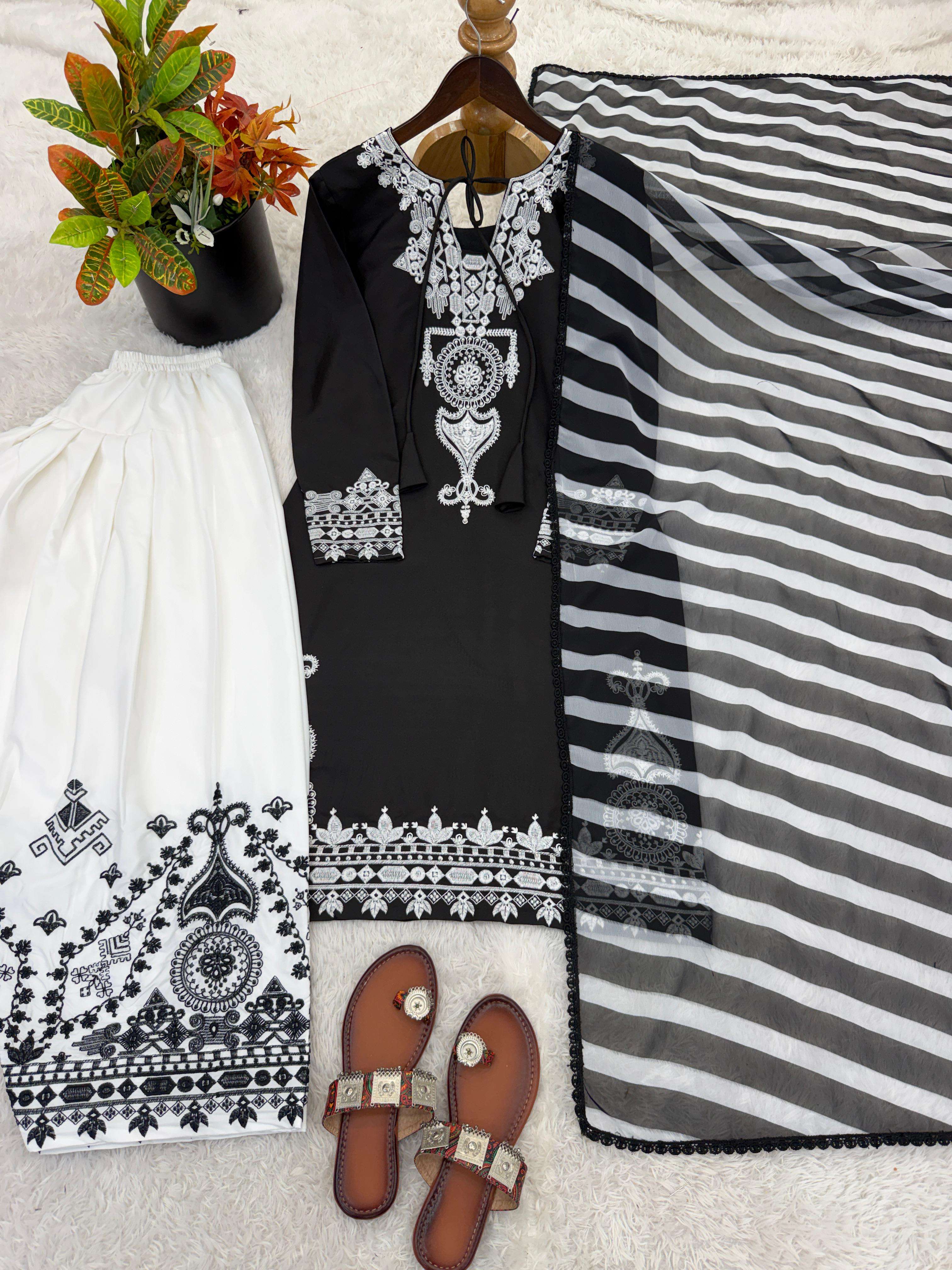 JF 044 CREPE SILK DESIGNER WORK PAKISTANI STYLE SUIT