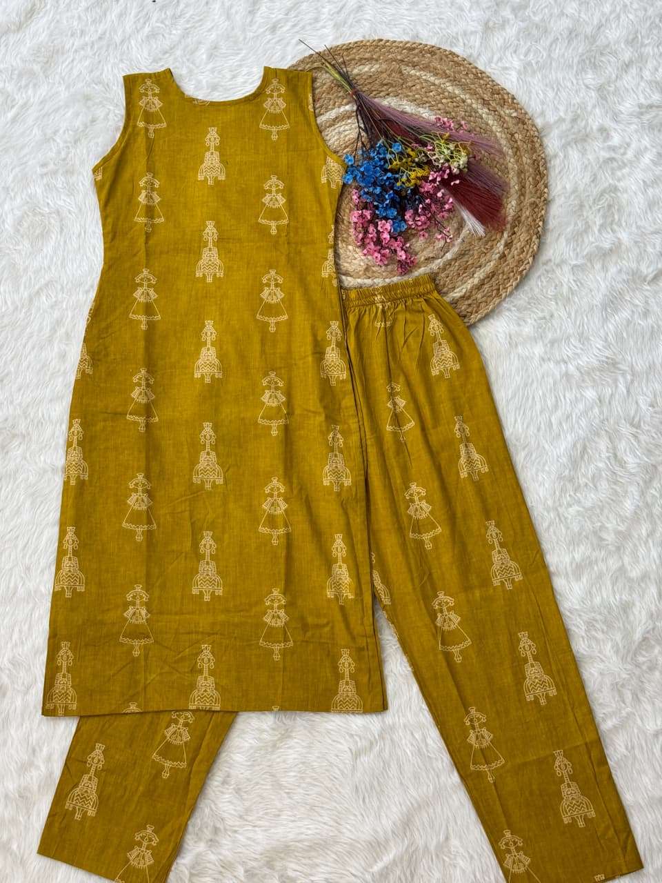 KA 1251 COTTON PRINTED LADIES KURTI WITH BOTTOM PAIR