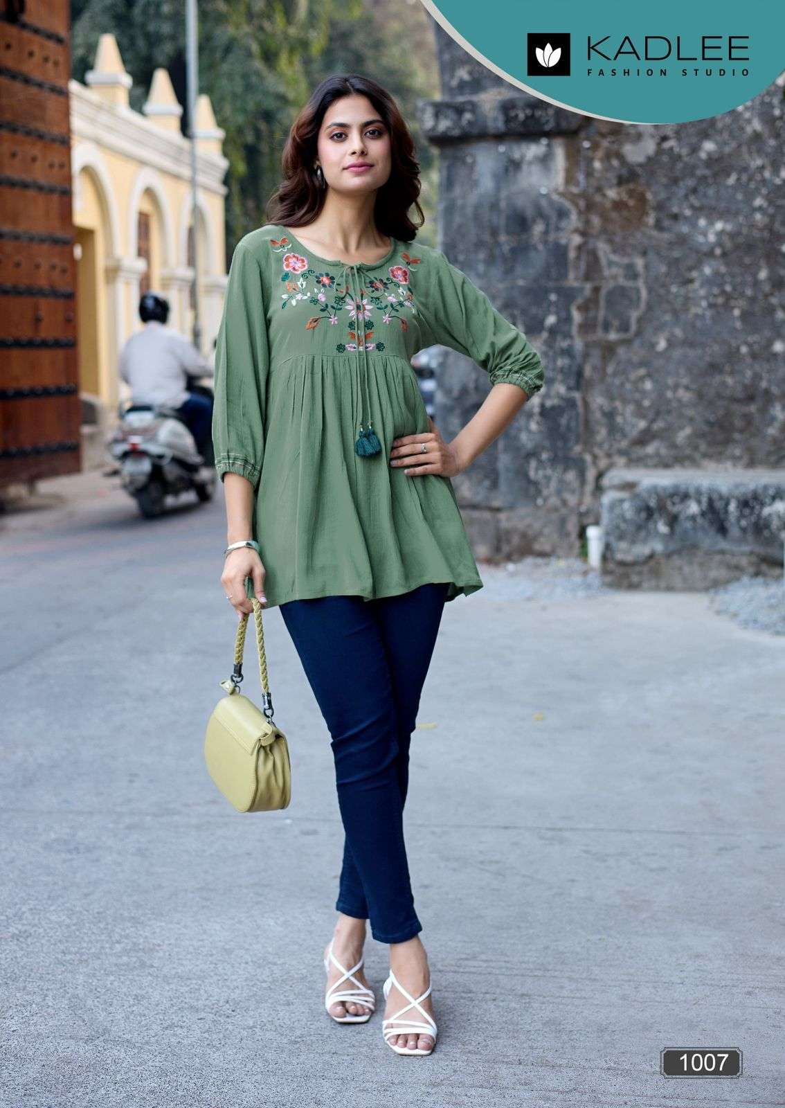 KADLEE FASHION CRYSTAL VOL 2 RAYON FANCY WESTERN WEAR LADIES TOP
