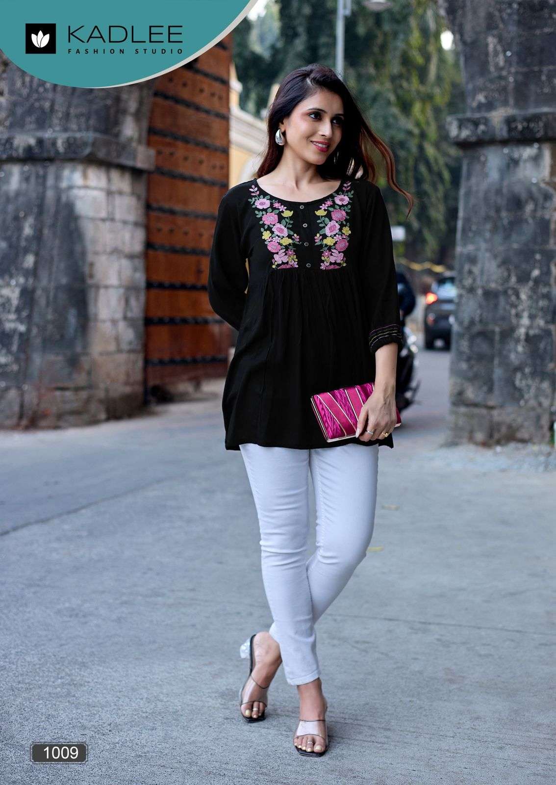 KADLEE FASHION CRYSTAL VOL 2 RAYON FANCY WESTERN WEAR LADIES TOP
