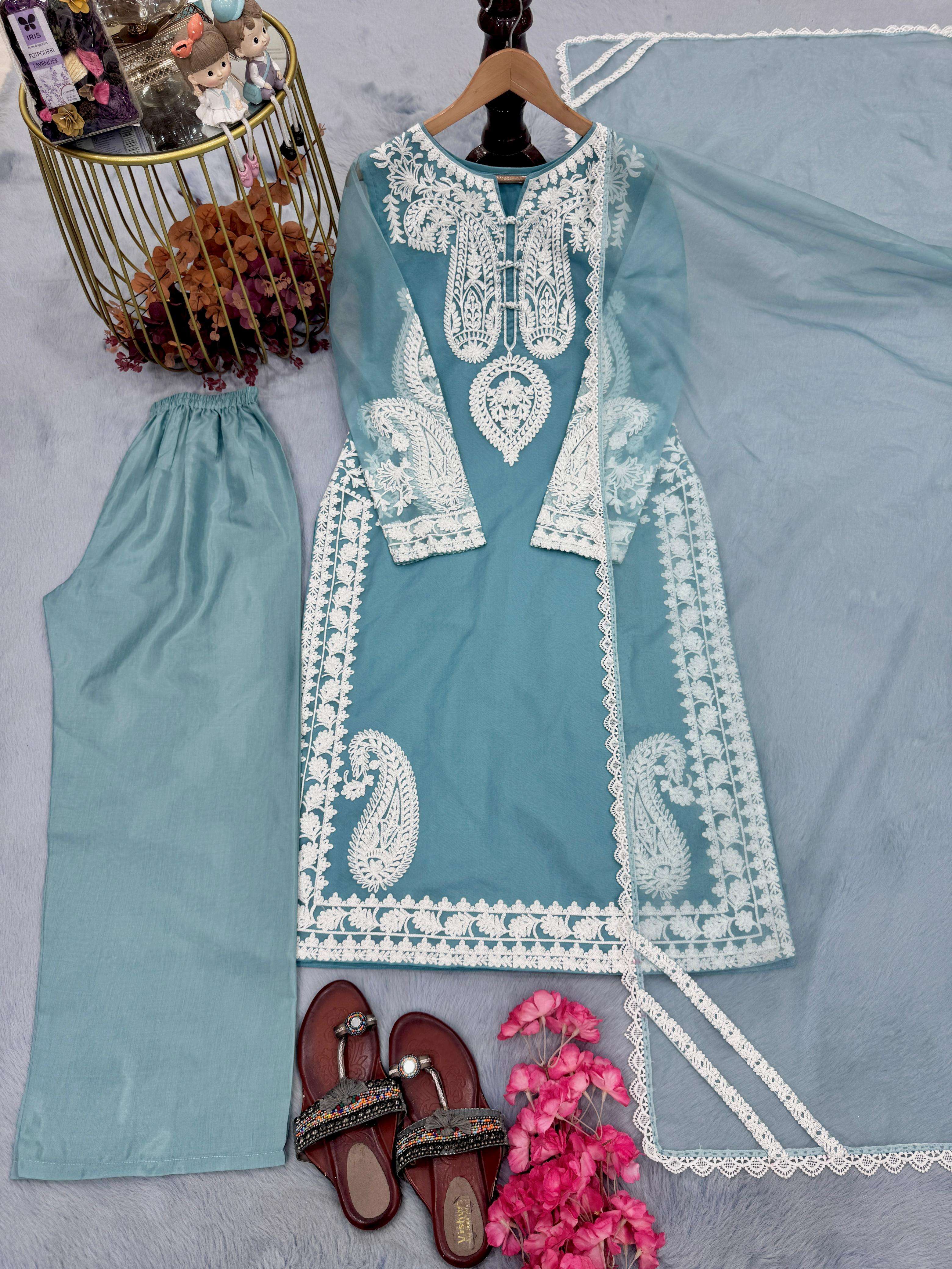 LADY LOOK 032 ORGANZA SILK PREETY LOOK DESIGNER PARTY WEAR LADIES SUIT