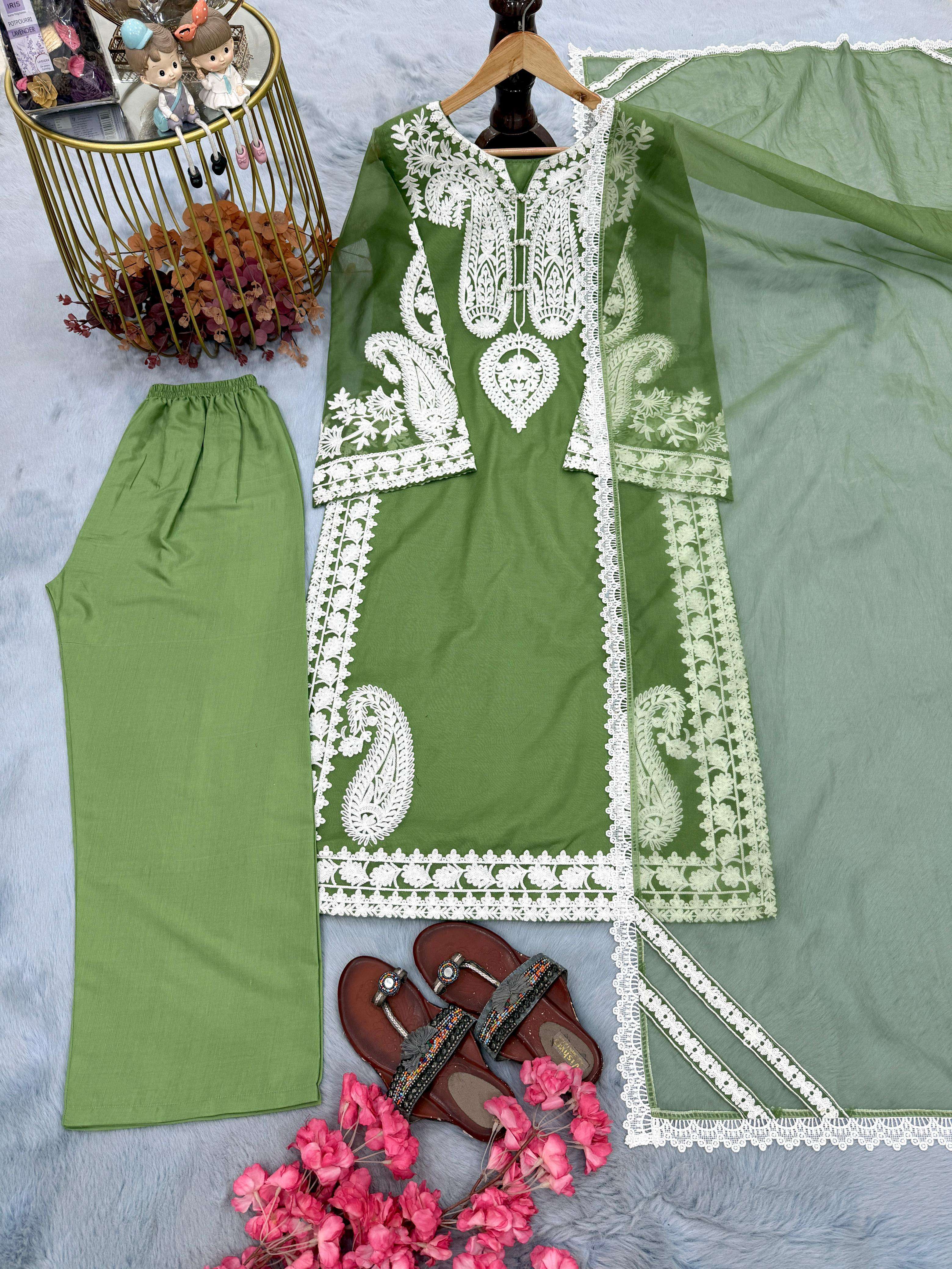 LADY LOOK 032 ORGANZA SILK PREETY LOOK DESIGNER PARTY WEAR LADIES SUIT
