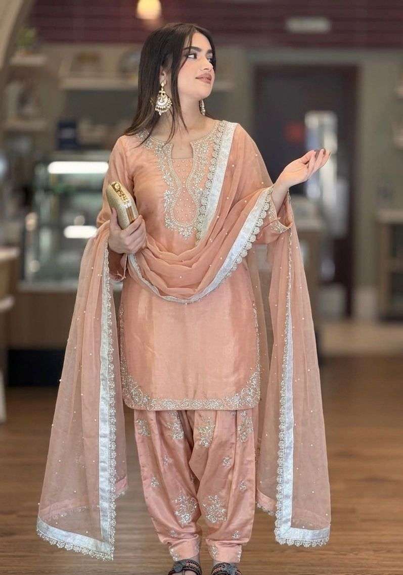 LADY LOOK 040 SILK BEAUTIFUL DESIGNER PARTY WEAR LADIES SUIT
