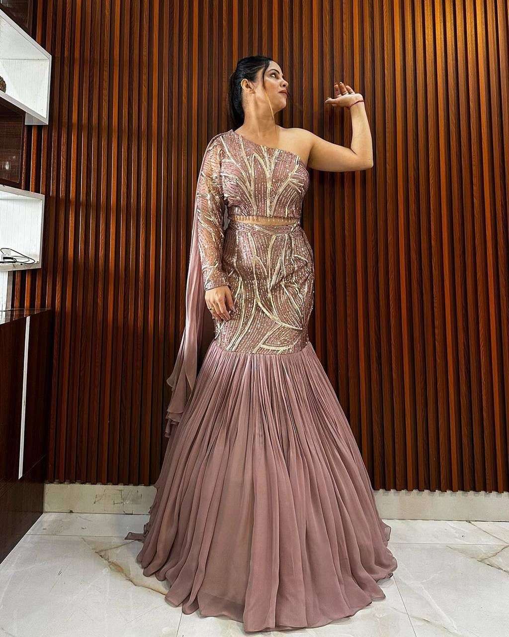 LG 1835 GEORGETTE HEAVY PARTY WEAR DESIGNER LOOK INDO WESTERN STYLE DRESS 
