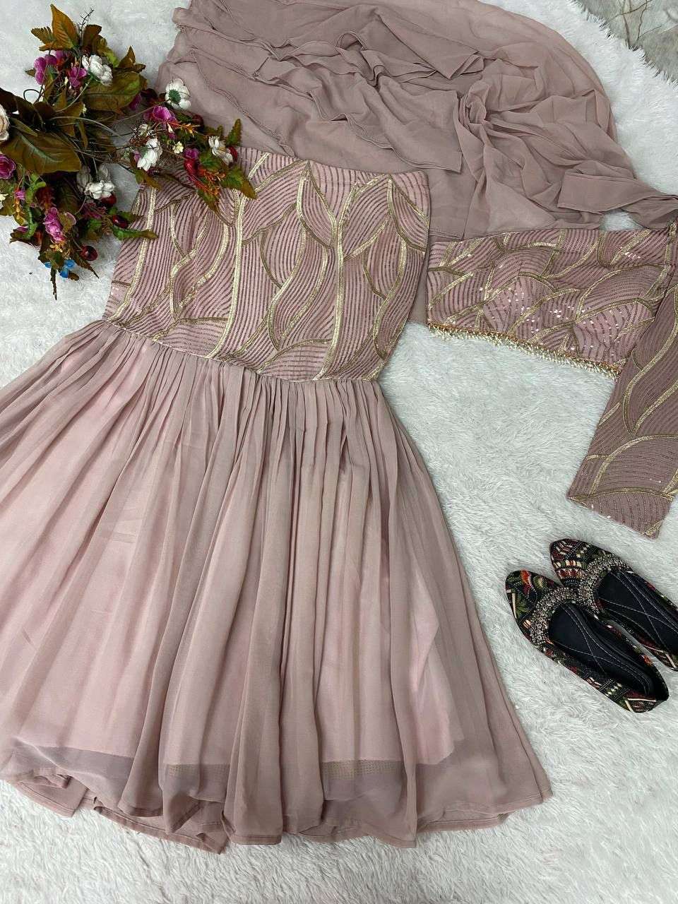 LG 1835 GEORGETTE HEAVY PARTY WEAR DESIGNER LOOK INDO WESTERN STYLE DRESS 