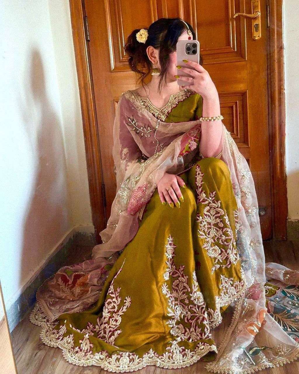 LG 1872 CHINON WITH SEQUANCE EMBROIDERY WORK GHARARA SUIT