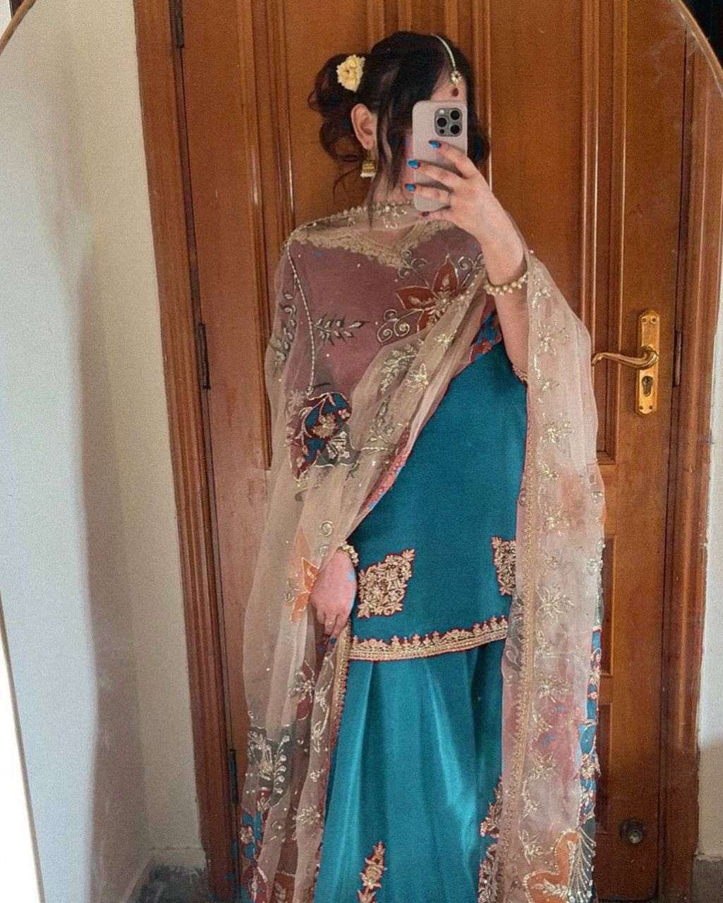 LG 1872 CHINON WITH SEQUANCE EMBROIDERY WORK GHARARA SUIT