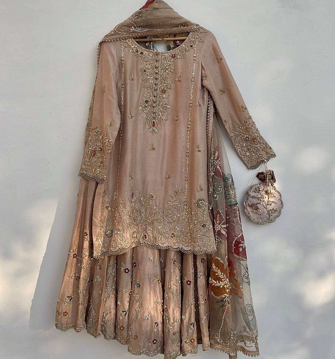 LG 1976 CHINON SEQUENCE DESIGNER WORK WEDDING WEAR LADIES SUIT