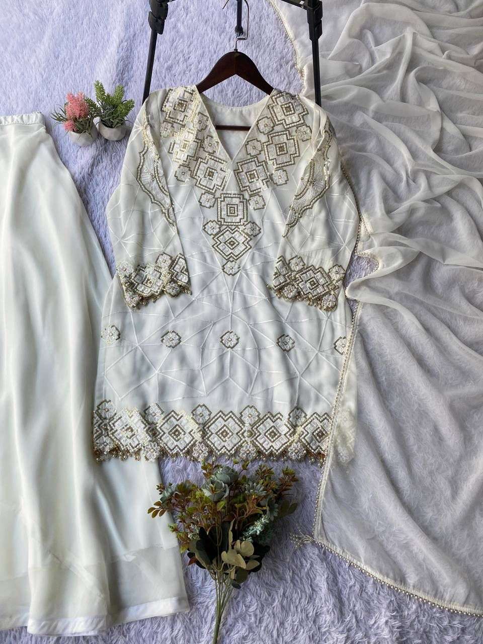 LG 2063 MOTHER DAUGHTER TWINNING COLLECTION
