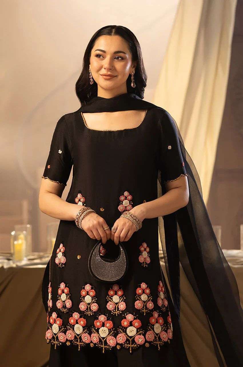 LG 2076 SILK WITH PREETY LOOK DESIGNER LADIES PARTY WEAR SUIT